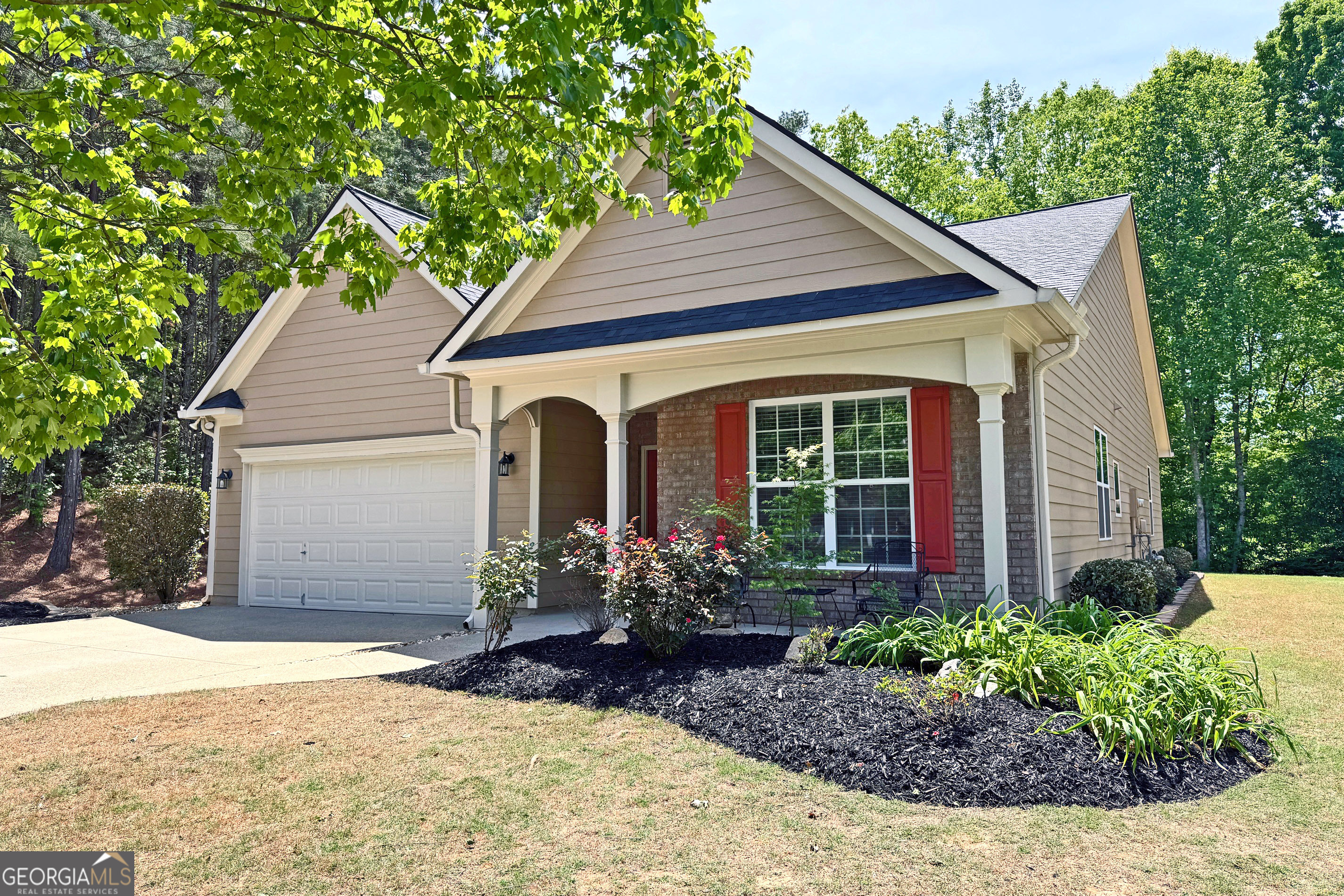 512 Little Shoals Place Property Photo 1