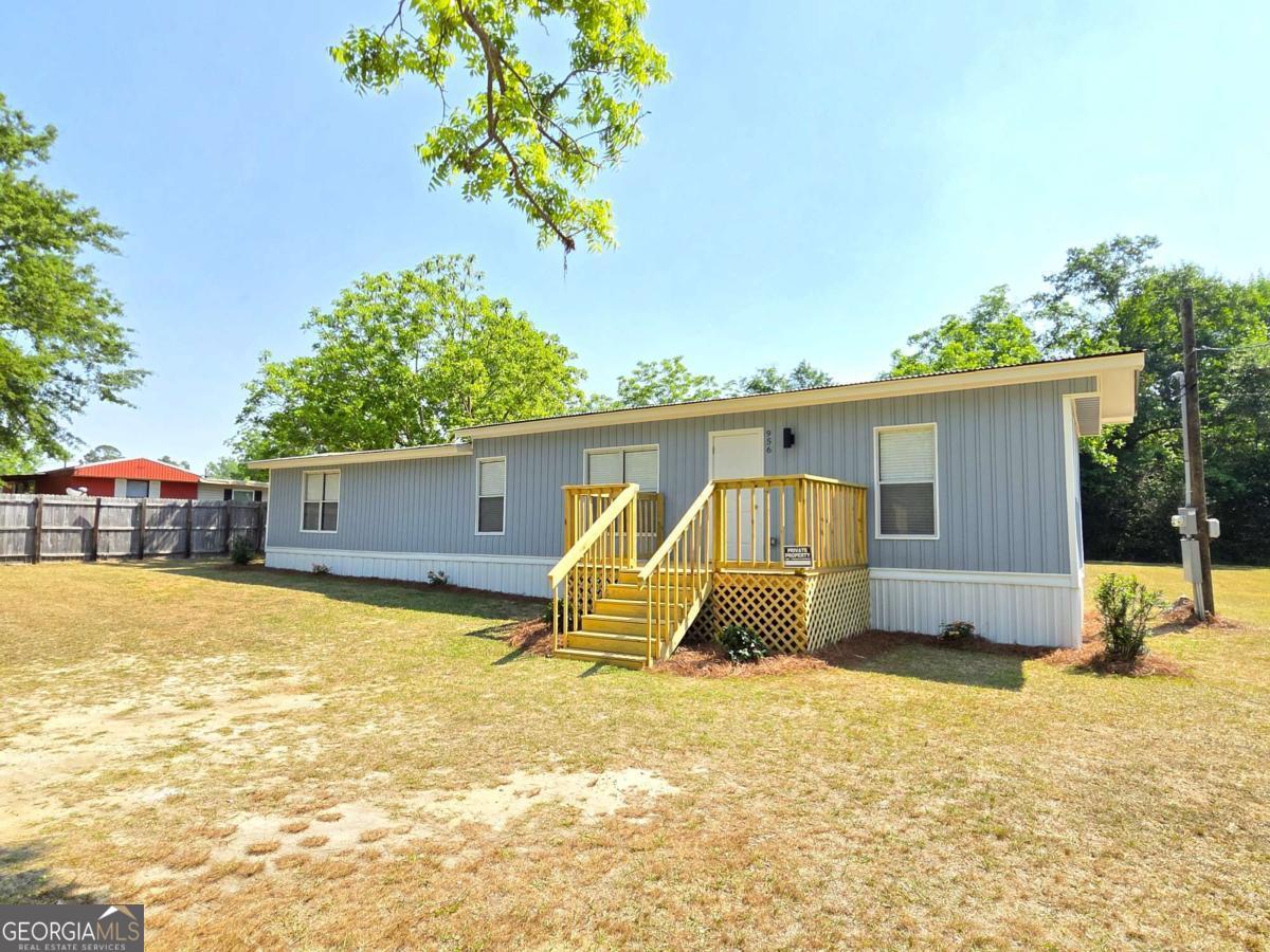 956 Donaldson Street Property Photo 1