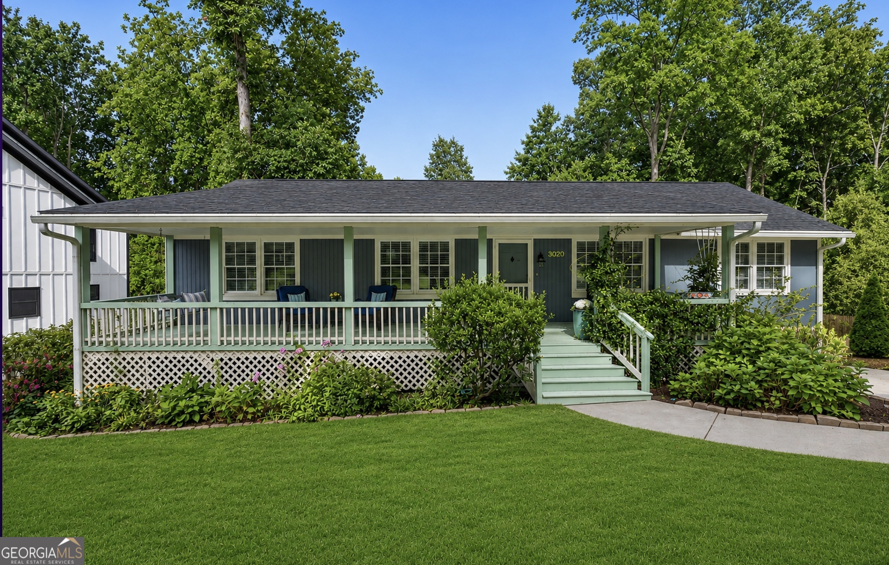 3020 Parkridge Drive Ne Property Photo 1