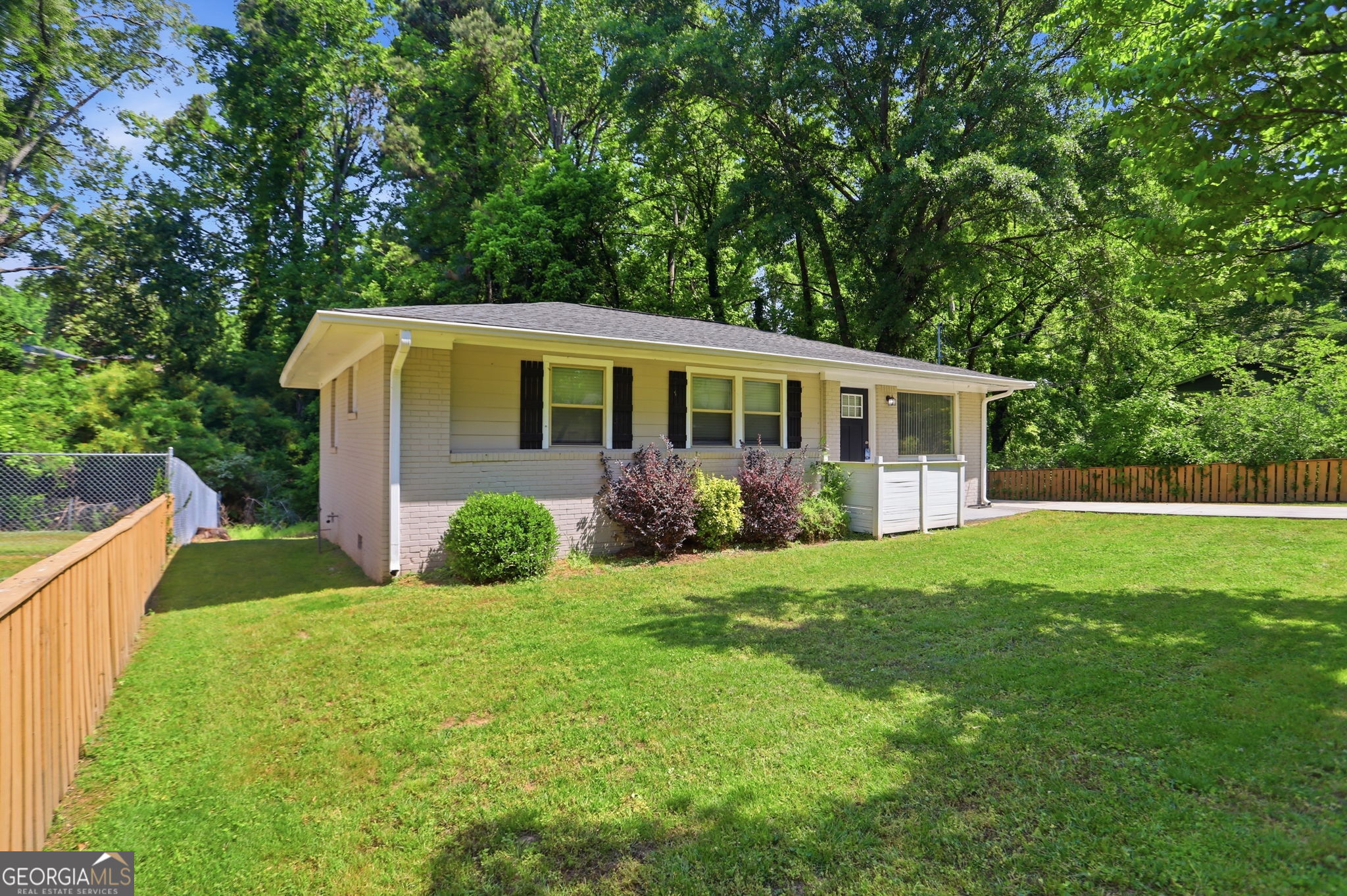 3575 Fairburn Place Nw Property Photo 3