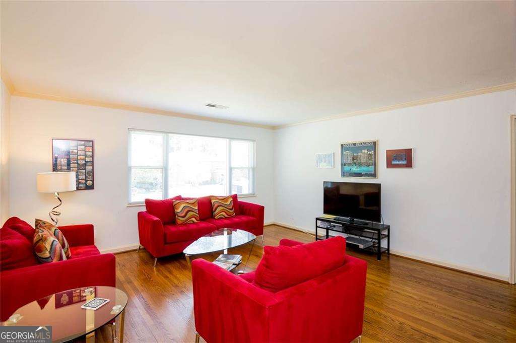 1538 Beech Valley Way Property Photo 6