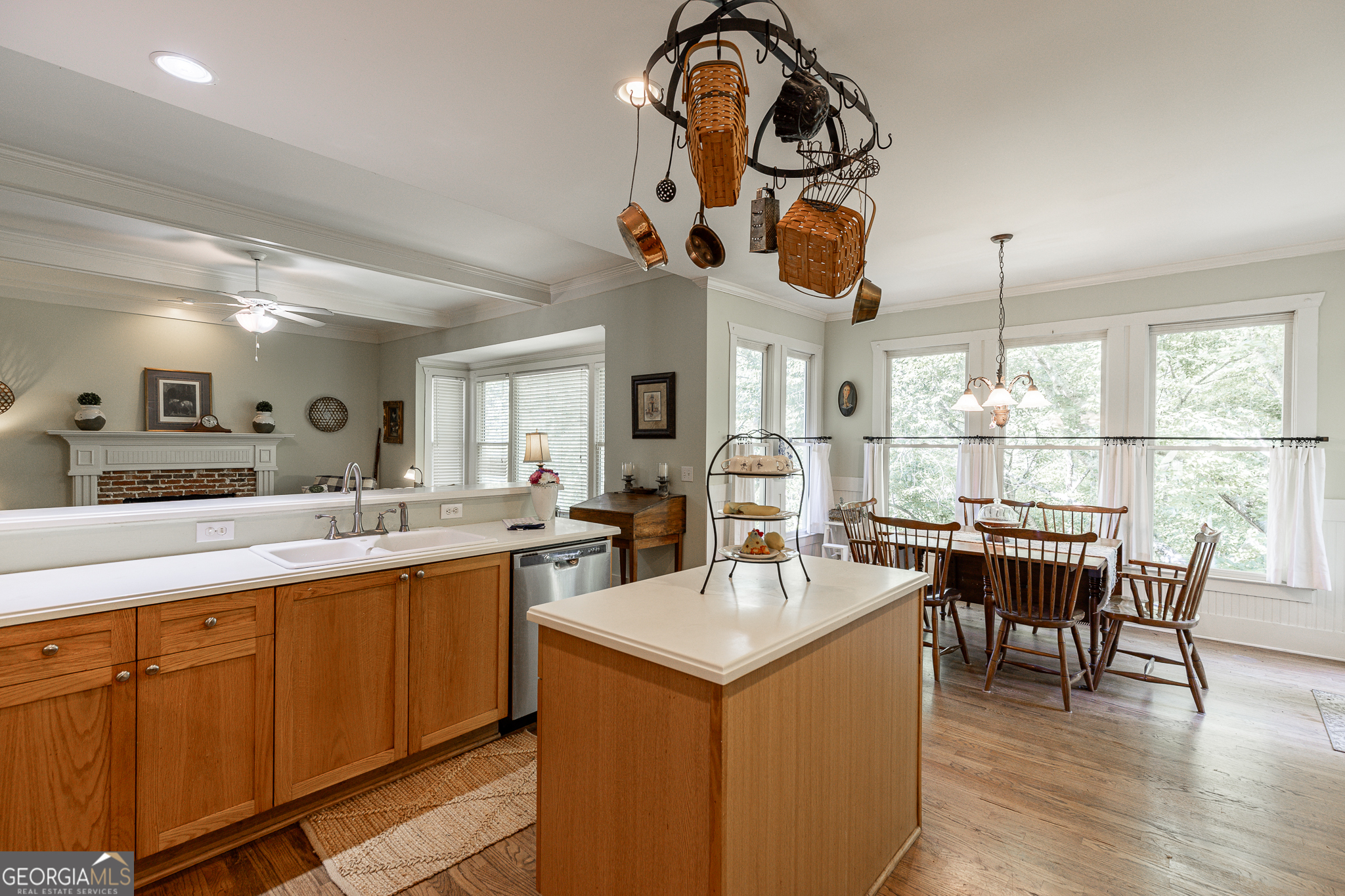 5939 Grand Loop Road Property Photo 11