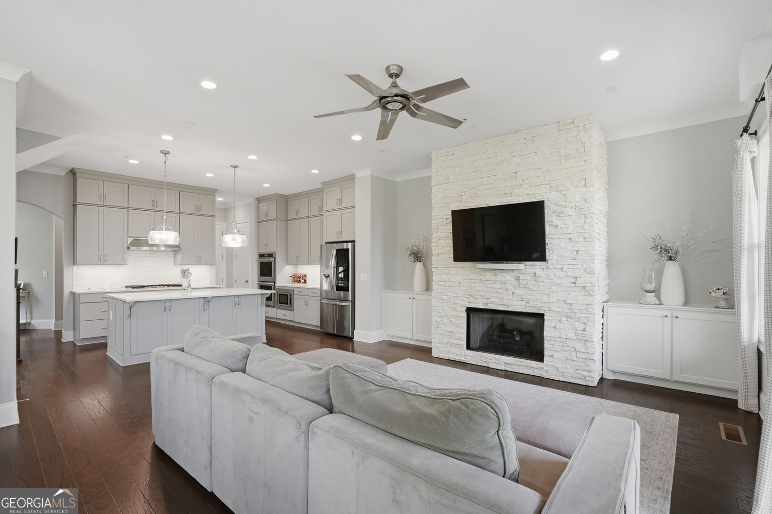 648 Landler Terrace Property Photo 11