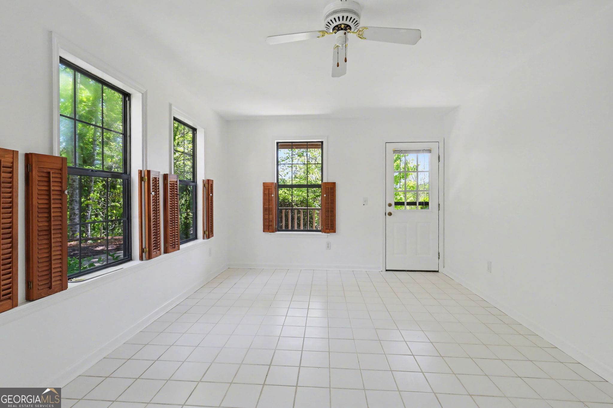80 Stirling Lane # 2 Property Photo 16