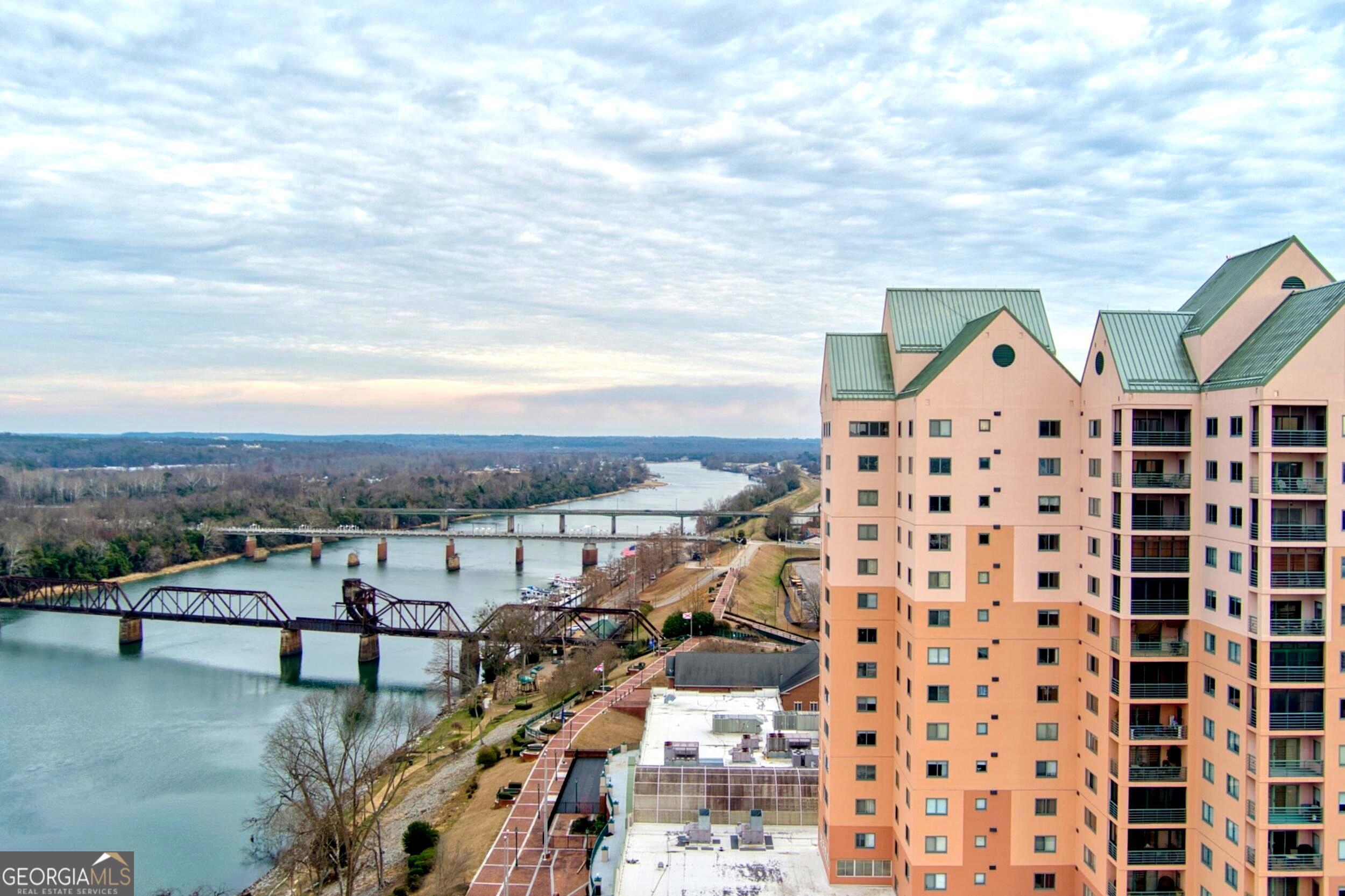 1 7th Street # 1402