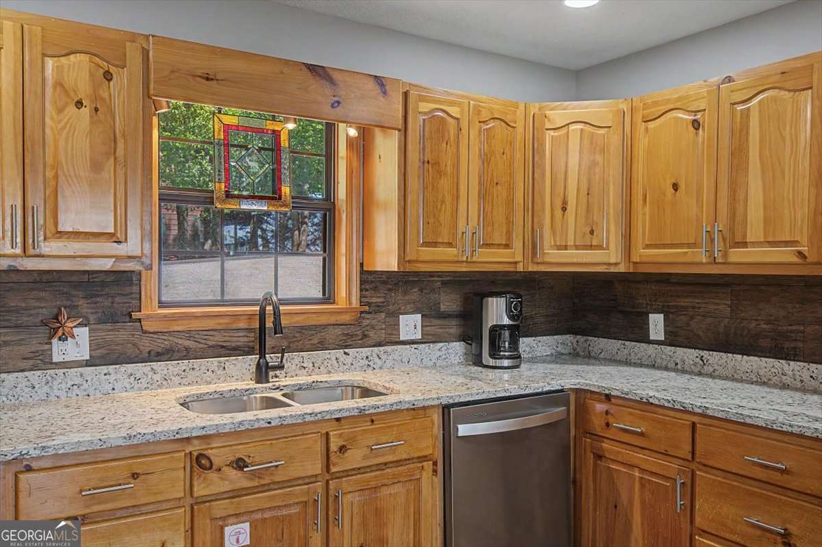 1488 Walnut Ridge Property Photo 16