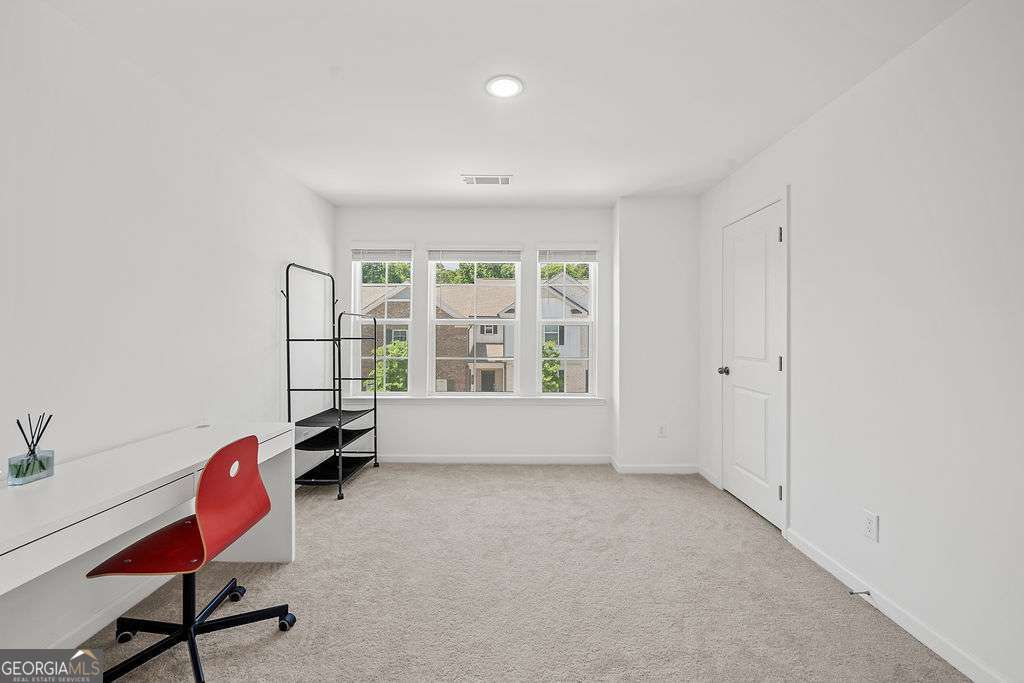 922 Edwin Lane Property Photo 33