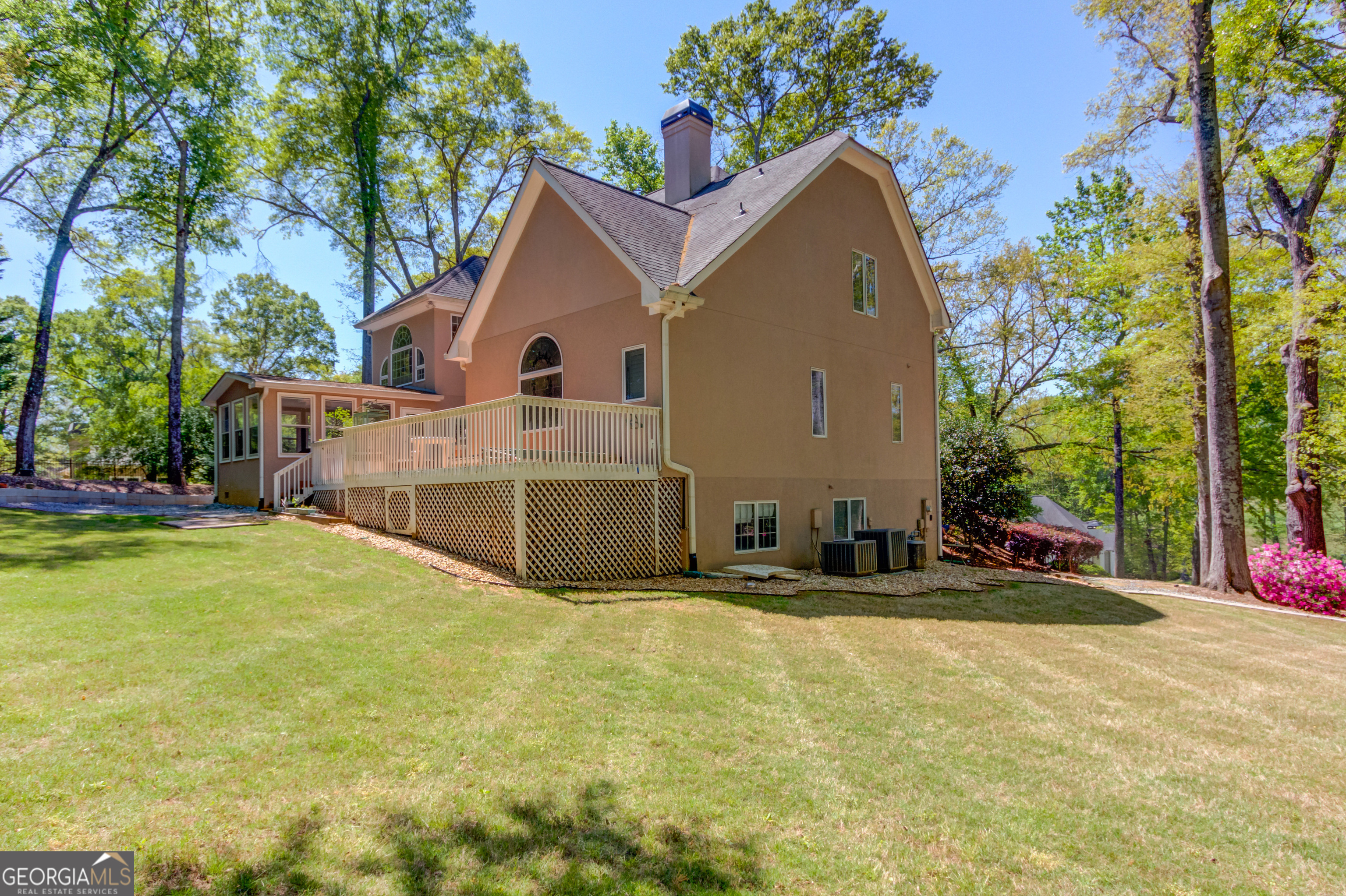 2043 Burgundy Drive Property Photo 65