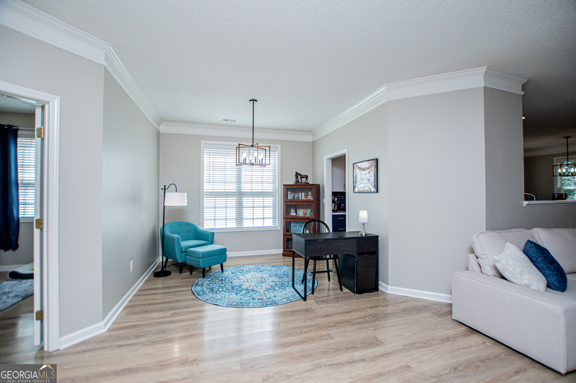 9751 Reflections Drive Property Photo 27
