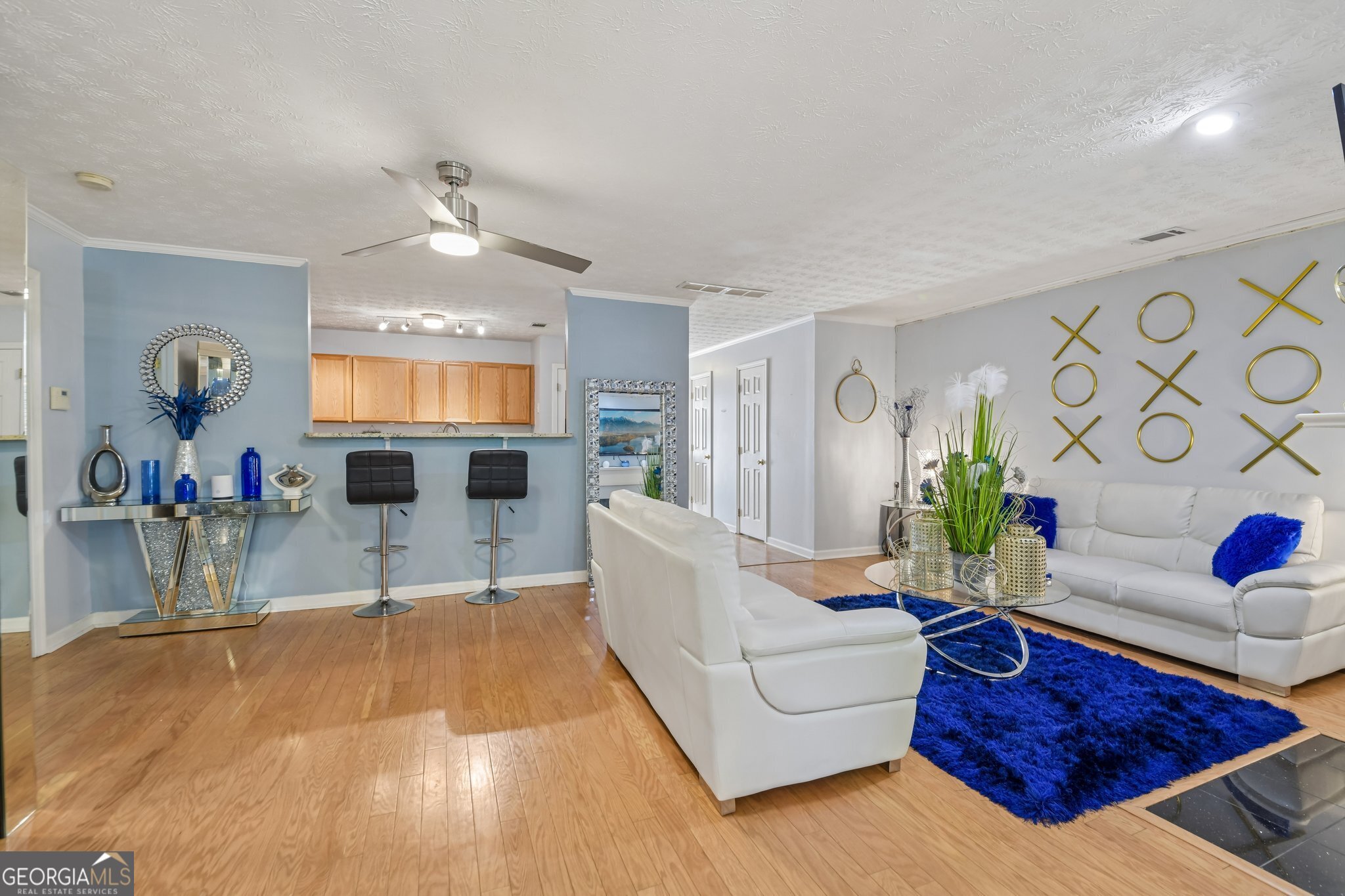 6694 Villa Court Property Photo 4