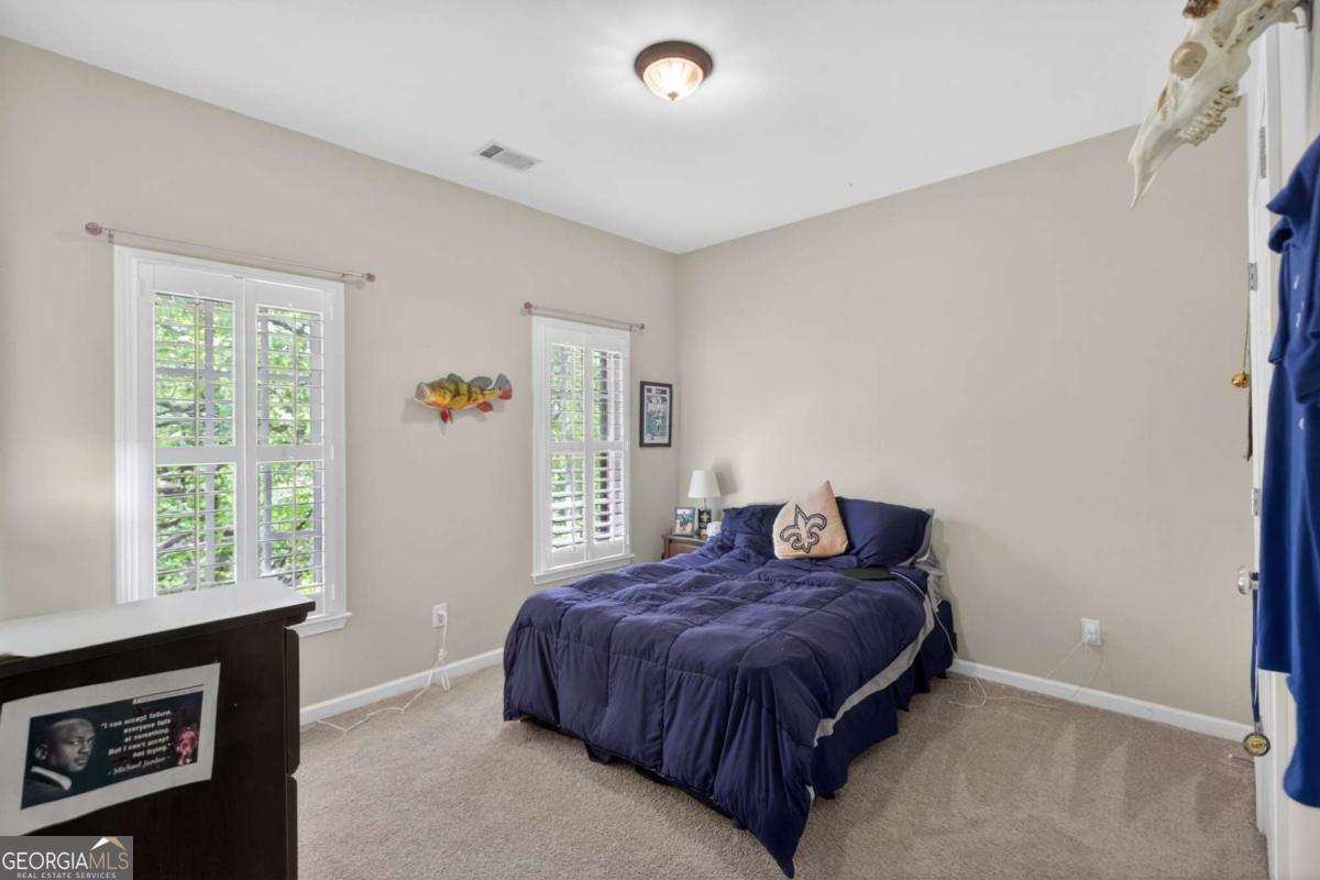 1354 E Rock Springs Road Ne Property Photo 36
