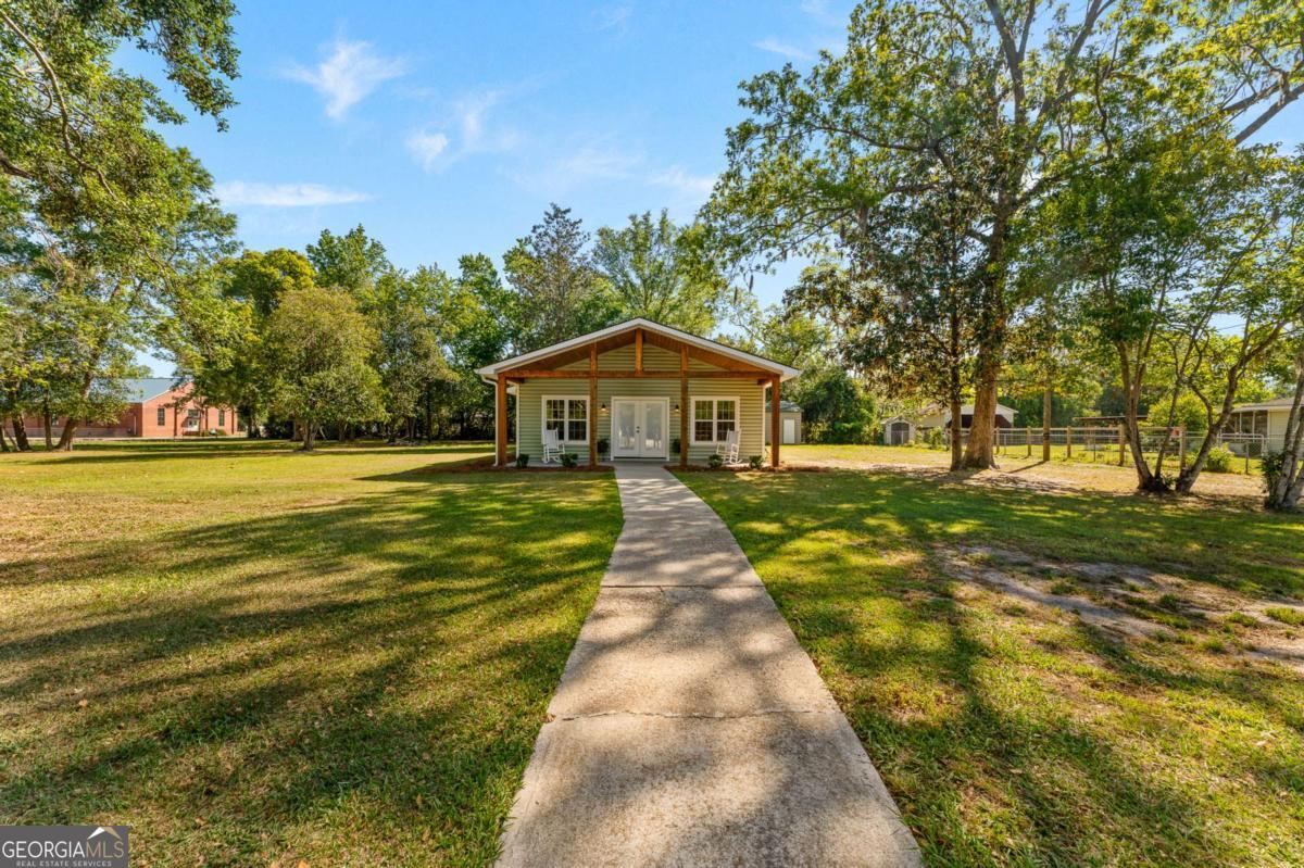406 Church Street Property Photo 1