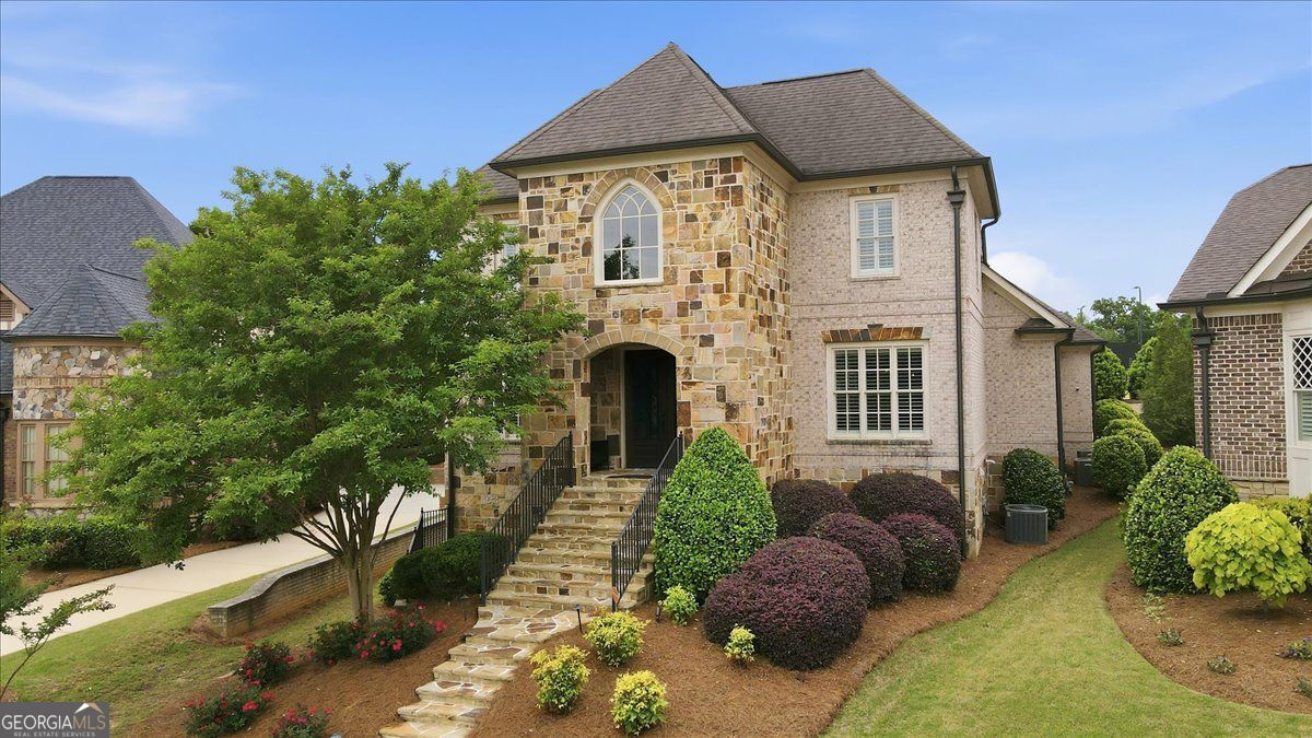 5869 Chickasaw Lane Property Photo 1