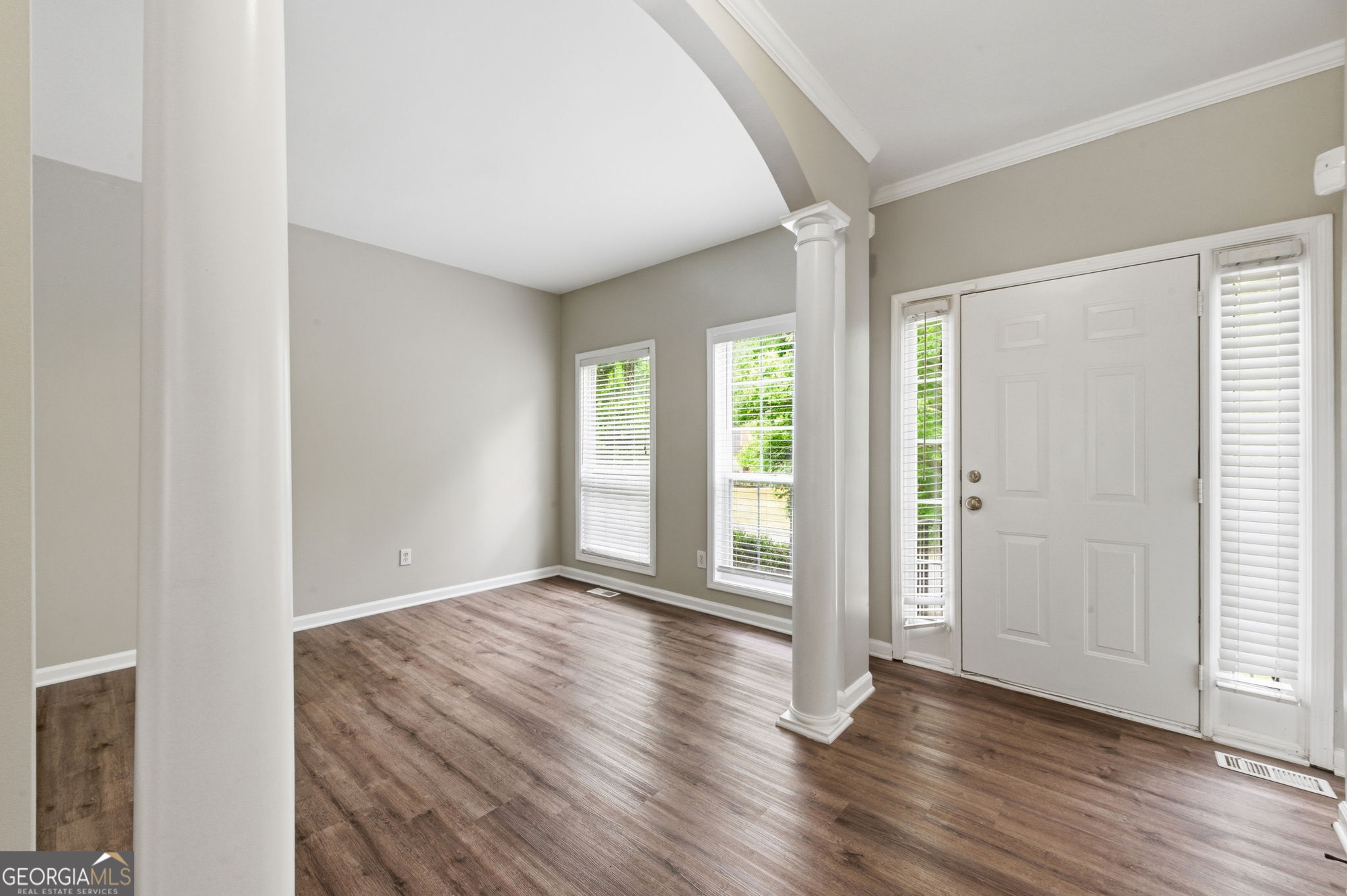 3890 Brentview Place Nw Property Photo 5