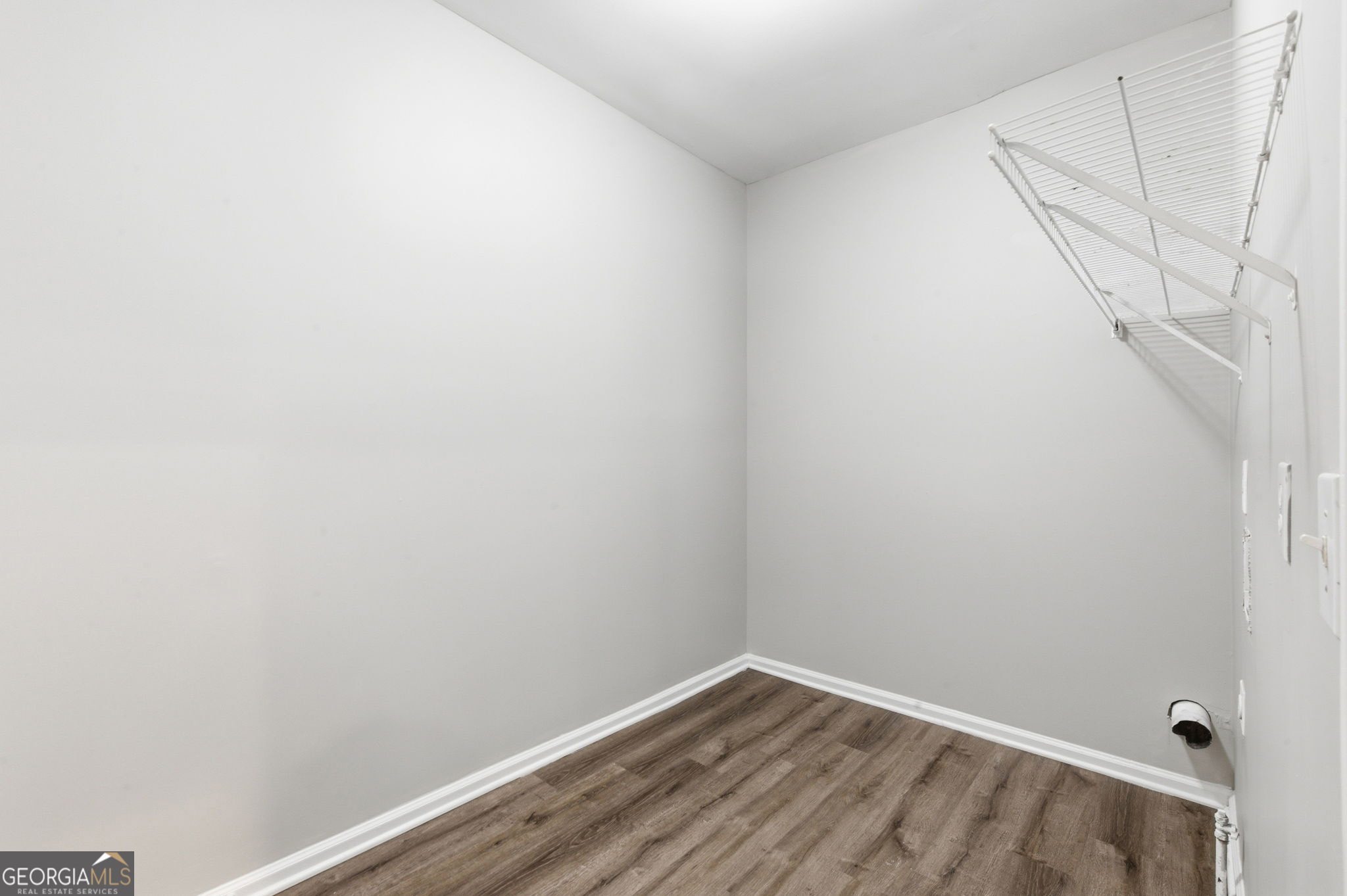 3890 Brentview Place Nw Property Photo 16