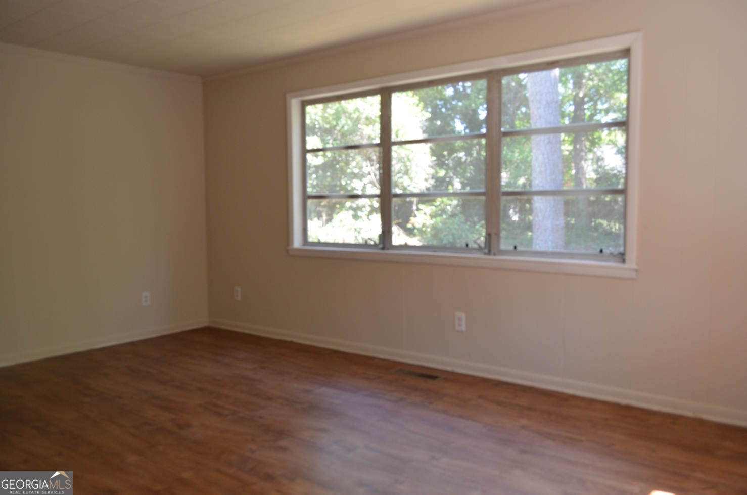 1524 Cambridge Drive Property Photo 10