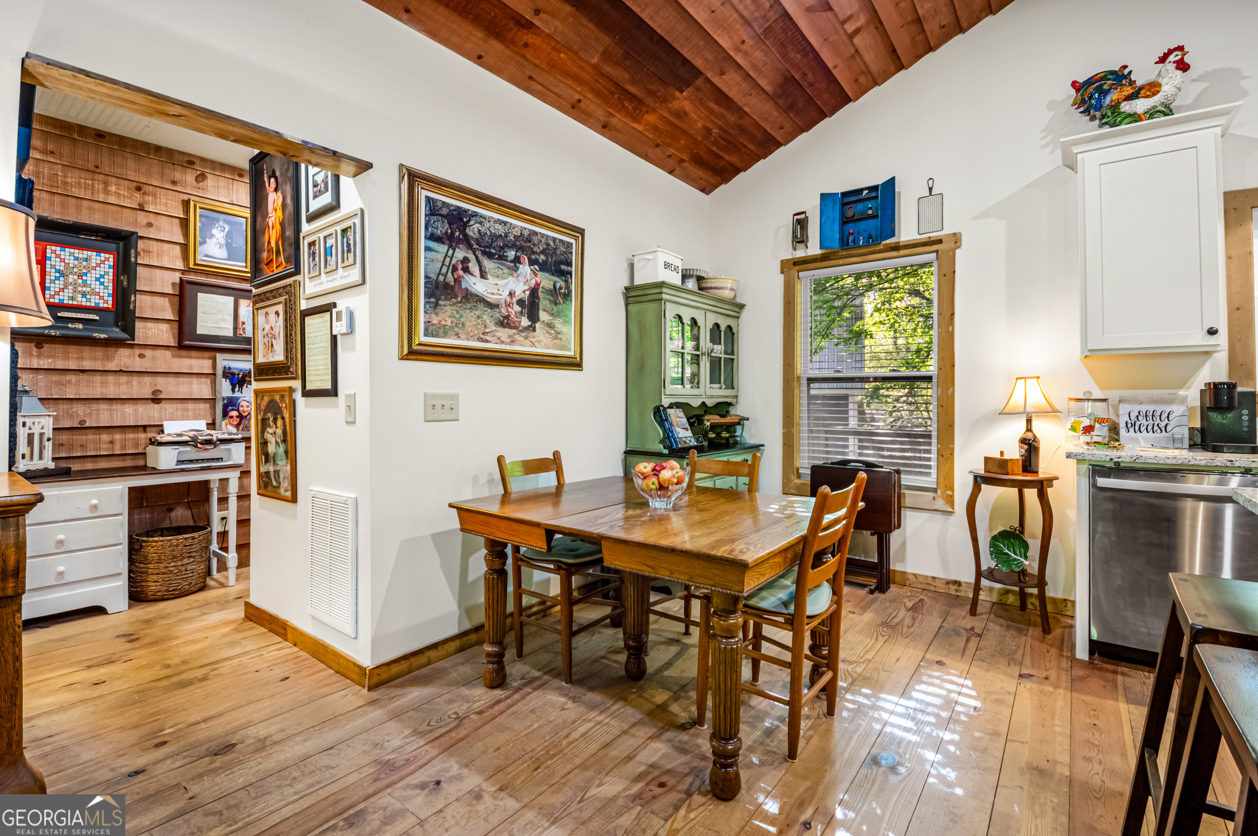 45 Hall Lane Property Photo 18