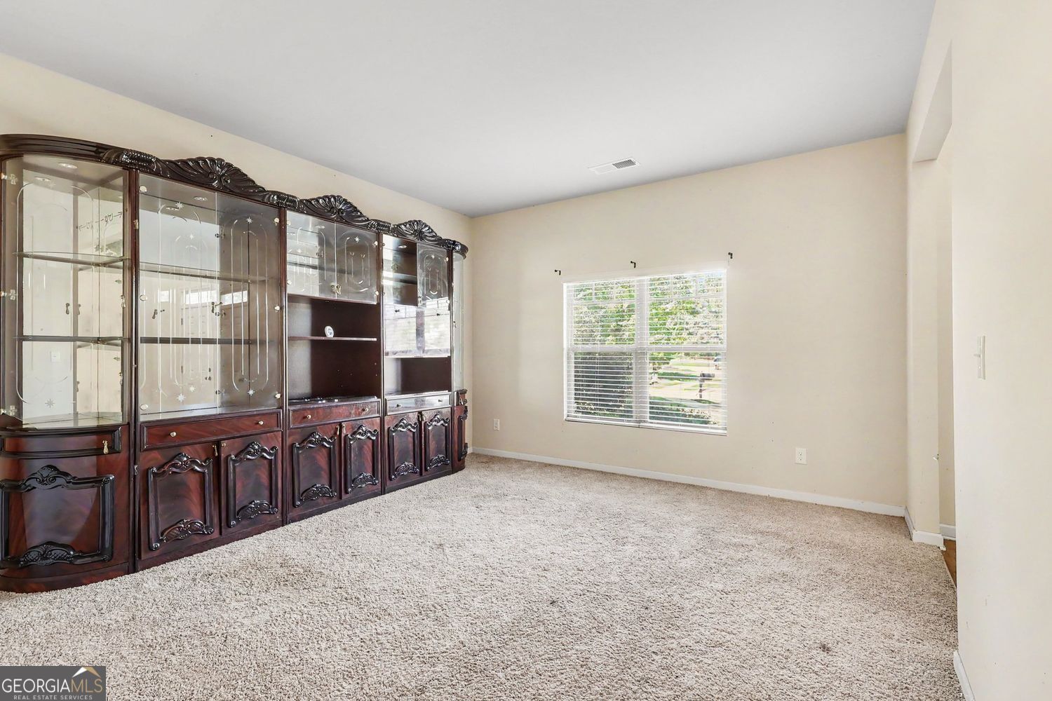 55 Silver Willow Court Property Photo 7