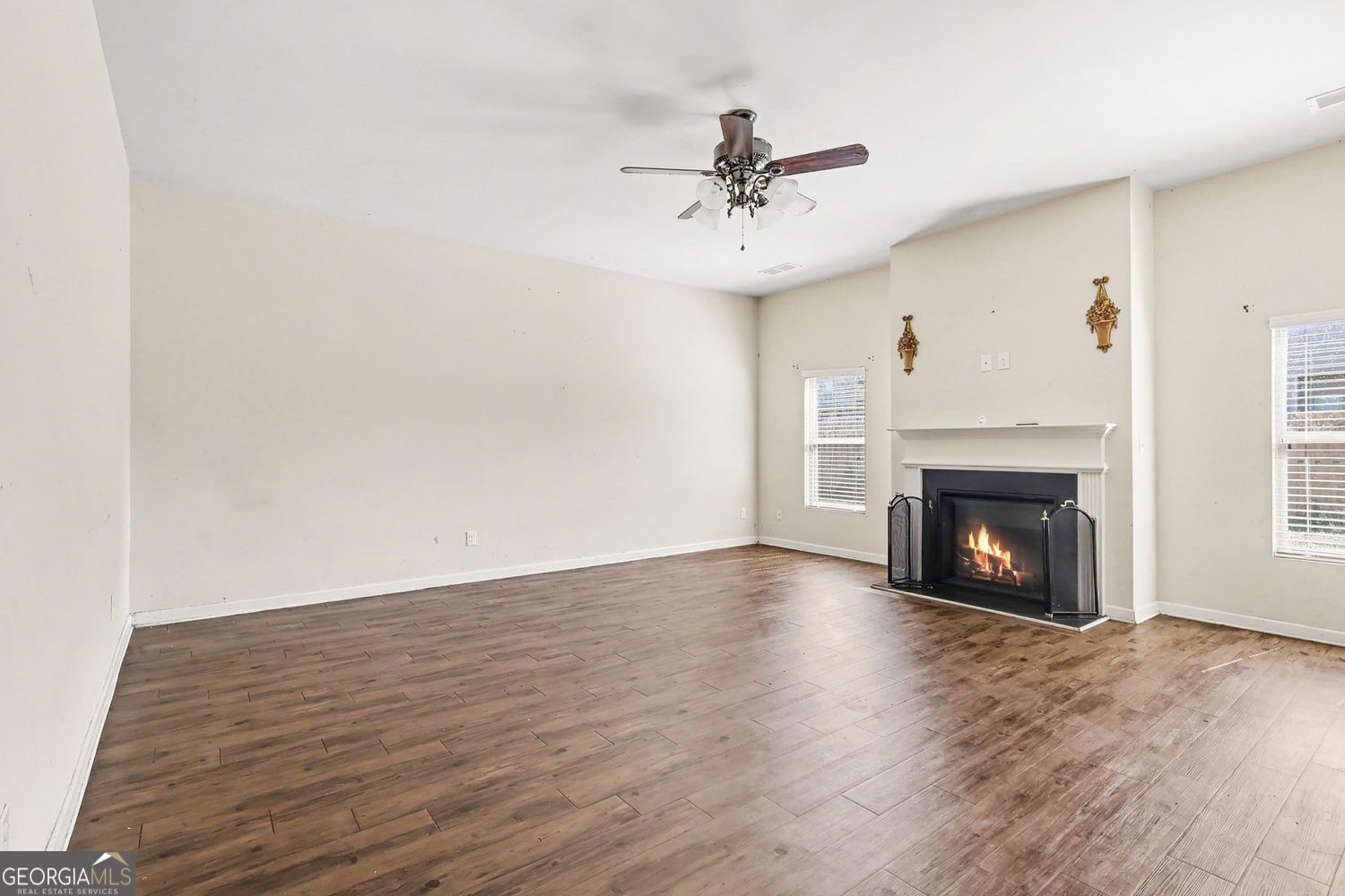 55 Silver Willow Court Property Photo 10