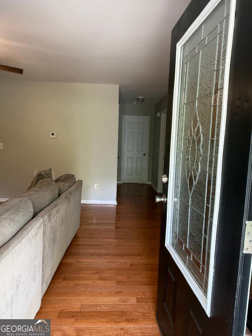 121 Saluda Drive Property Photo 2