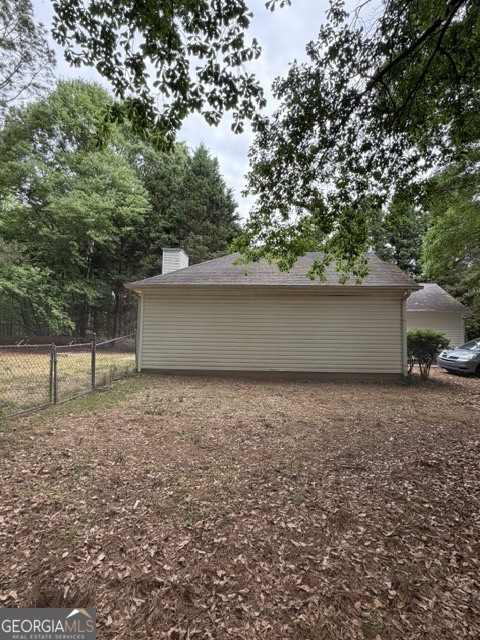 882 Whispering Way Property Photo 4