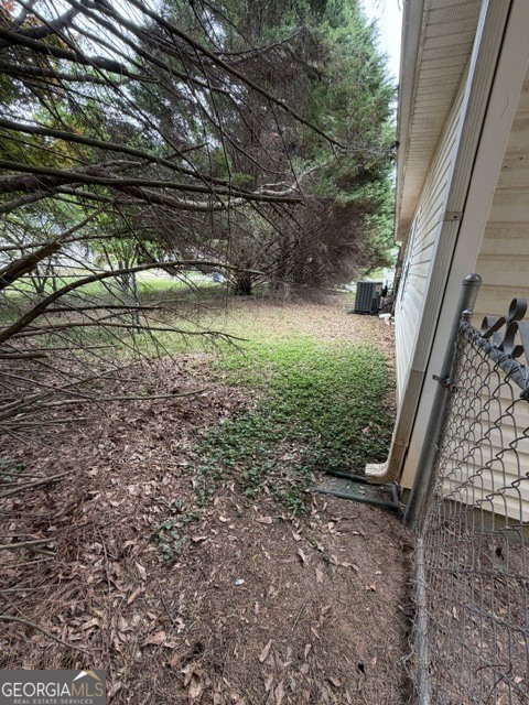 882 Whispering Way Property Photo 8