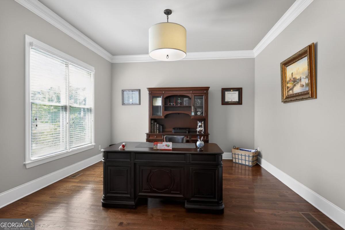 2083 Skybrooke Lane Property Photo 8