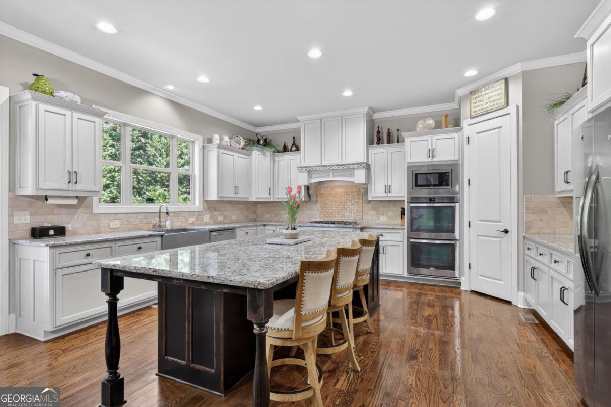 2083 Skybrooke Lane Property Photo 10