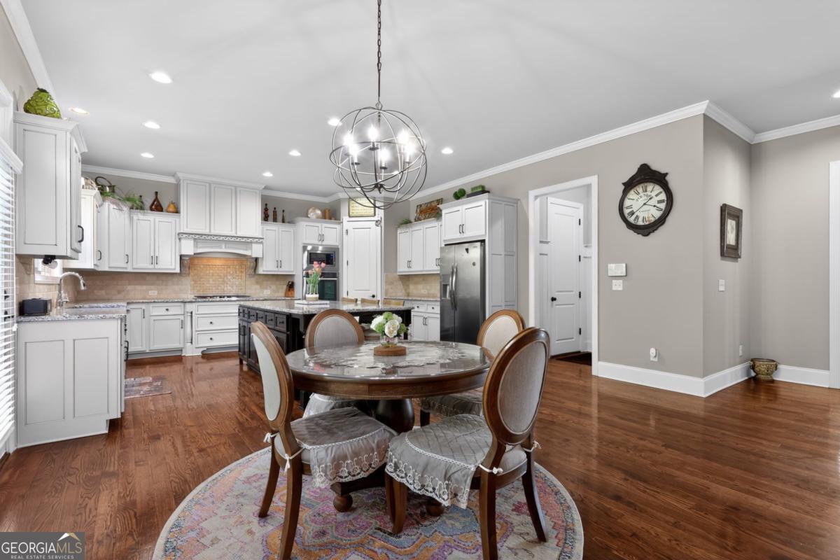 2083 Skybrooke Lane Property Photo 14