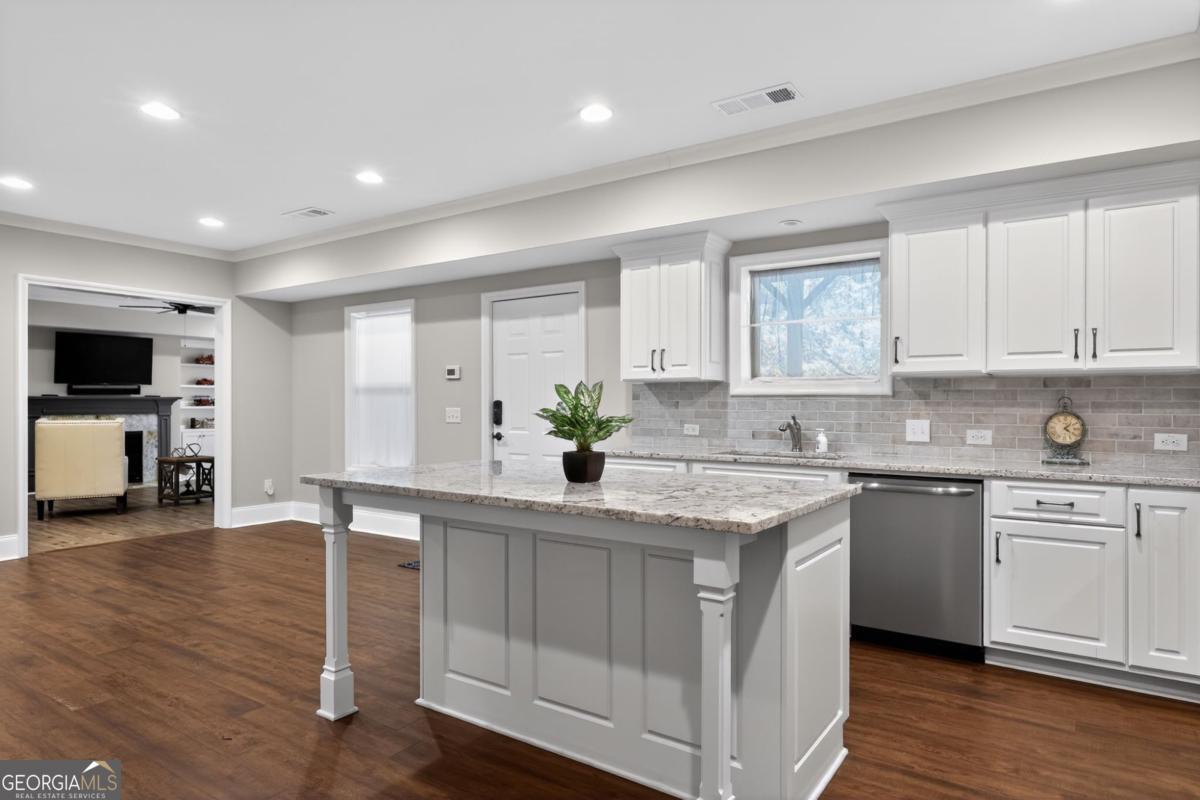 2083 Skybrooke Lane Property Photo 35