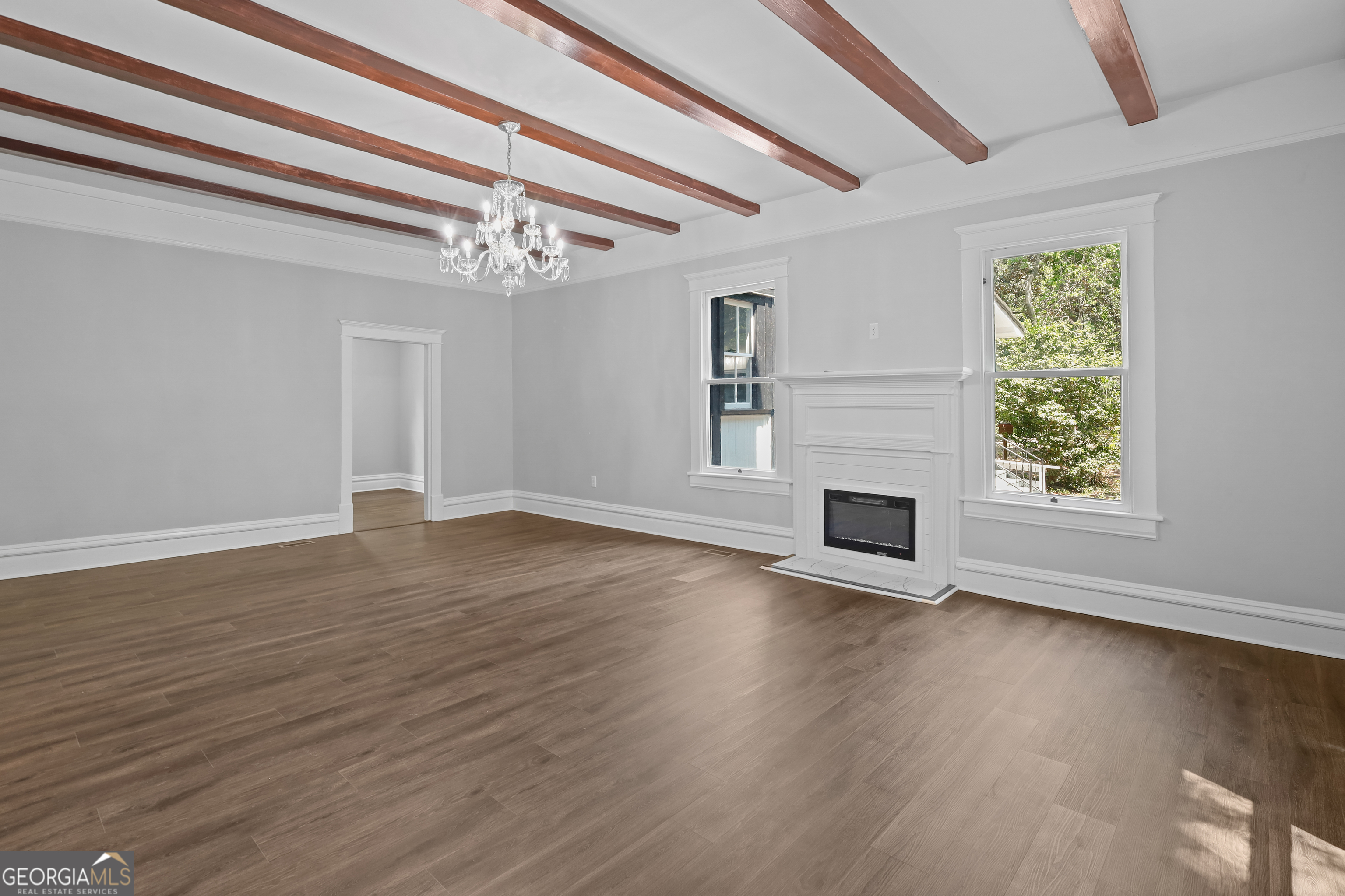 674 Dunlevie Road Property Photo 9