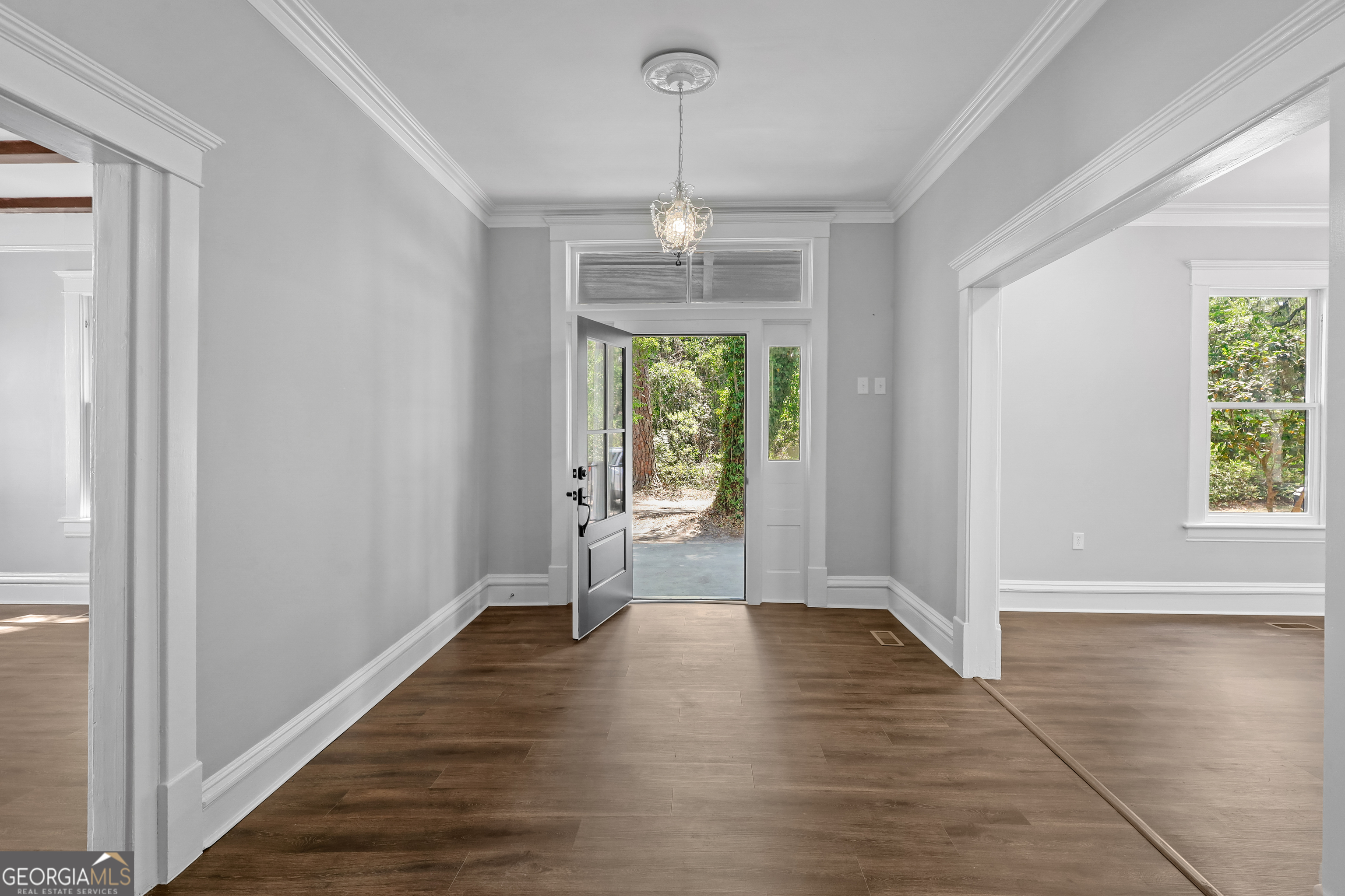 674 Dunlevie Road Property Photo 11