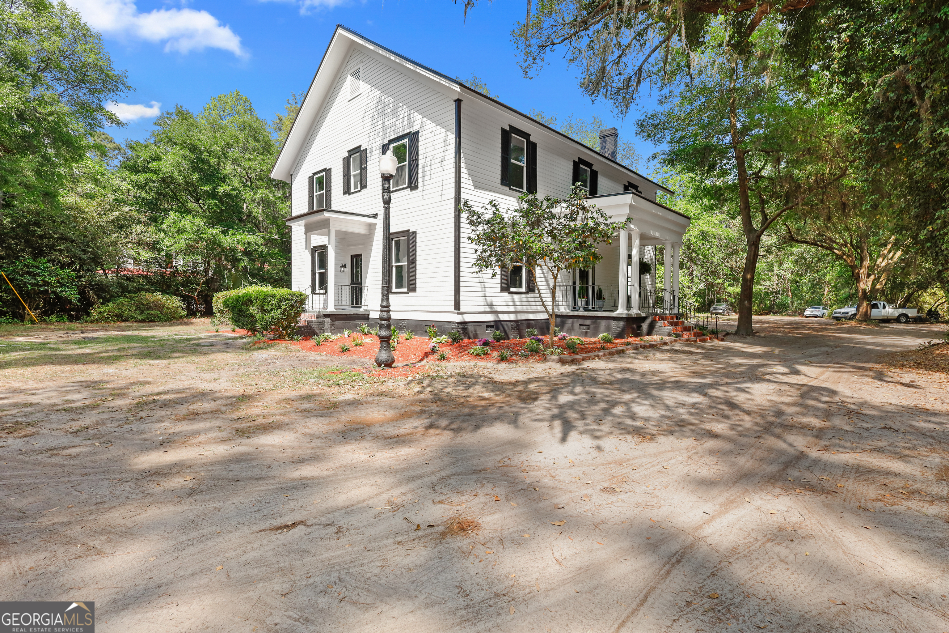 674 Dunlevie Road Property Photo 34