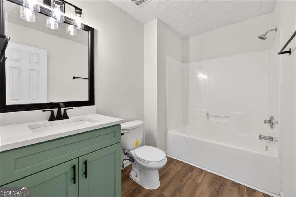 1424 Steam Engine Way Ne Property Photo 22