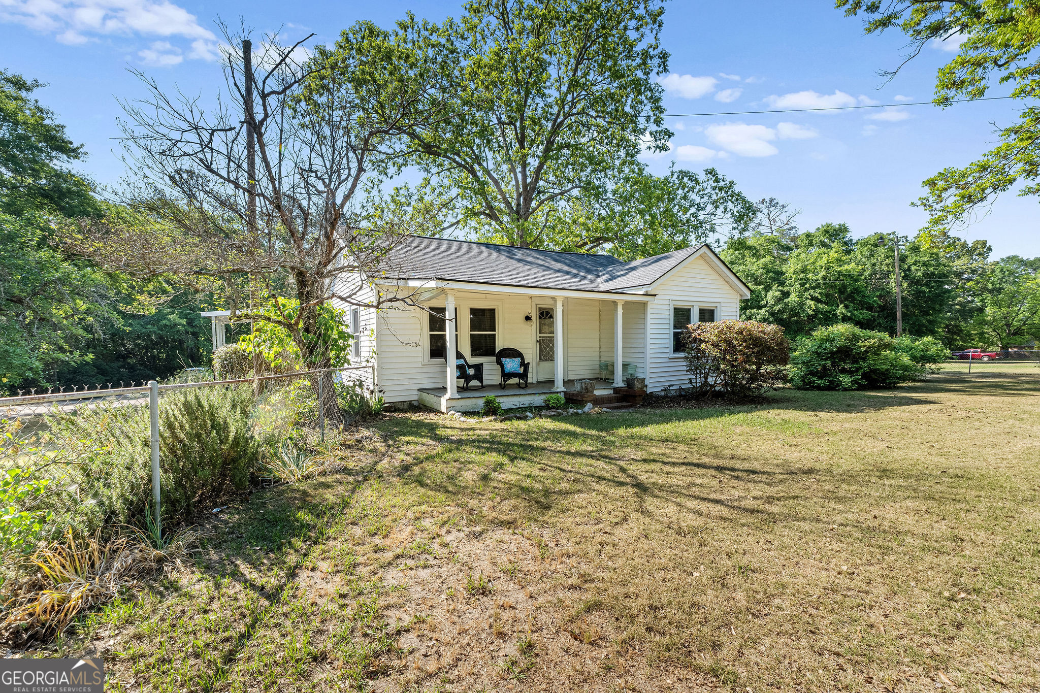 647 Hobbs Mill Road Property Photo 1