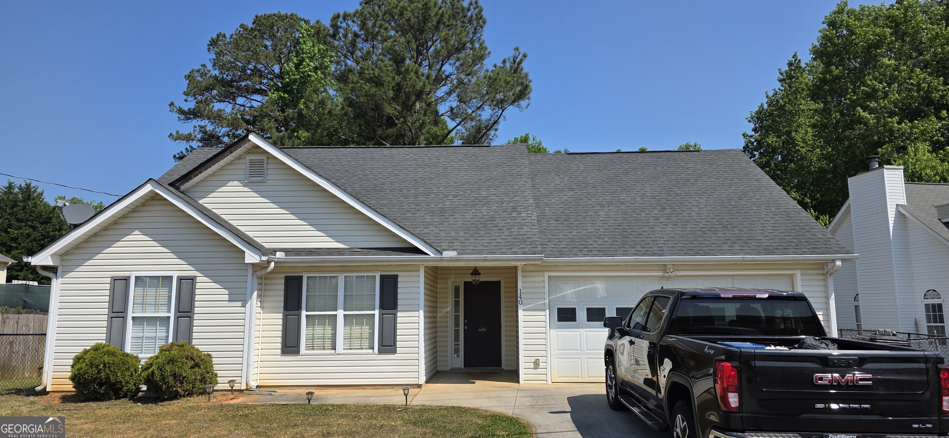 140 Villa Rosa Road Property Photo 1