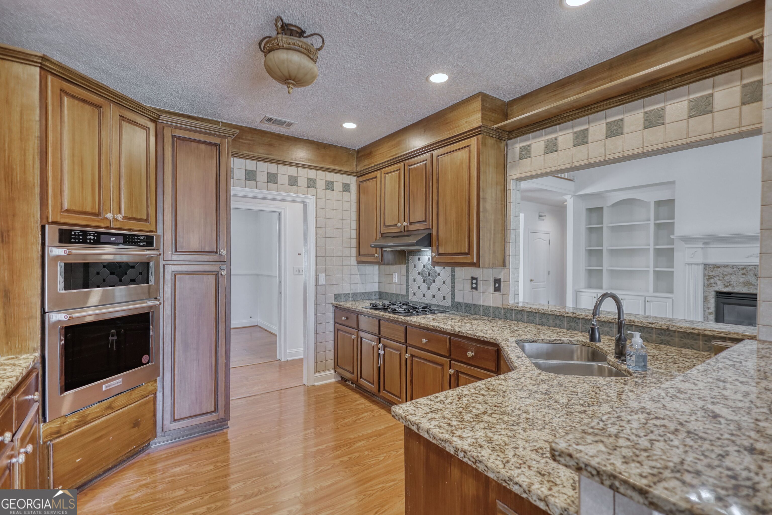 100 Westminster Way Property Photo 27