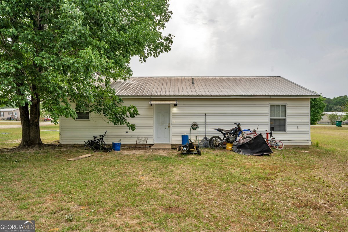 142 Ruby Street Property Photo 17