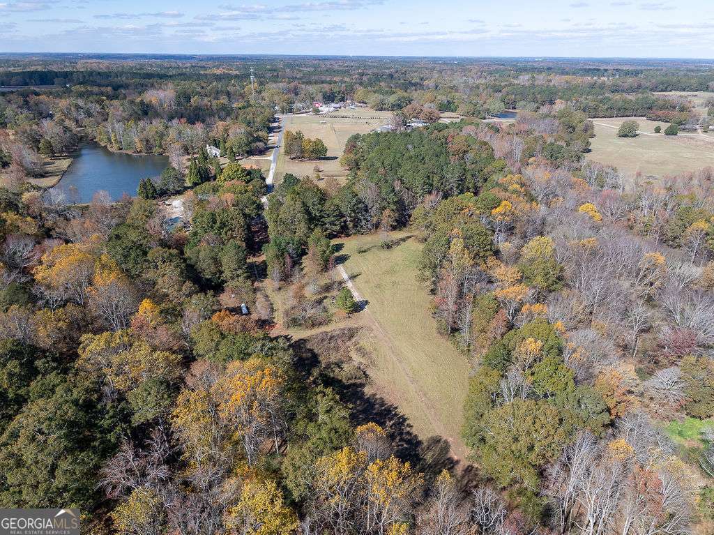 1414 Old Bishop Road Property Photo 4