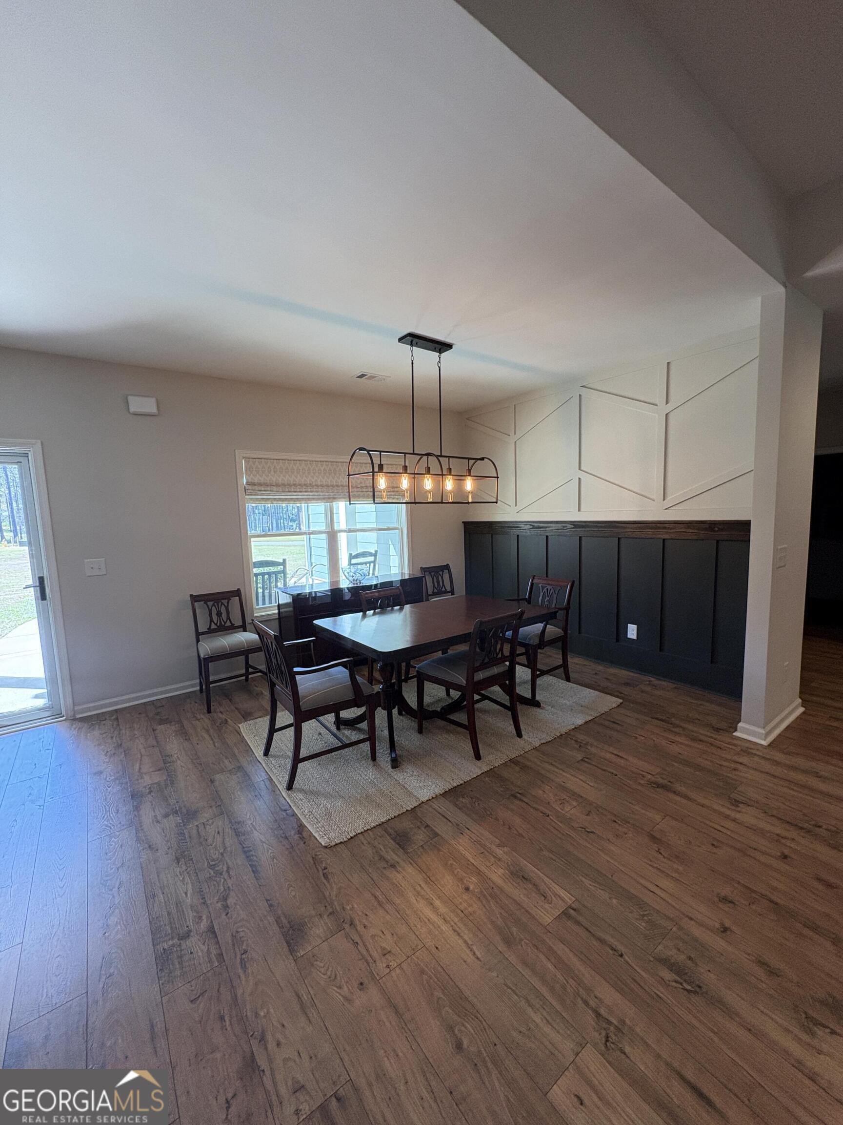 202 Millwood Court Property Photo 4