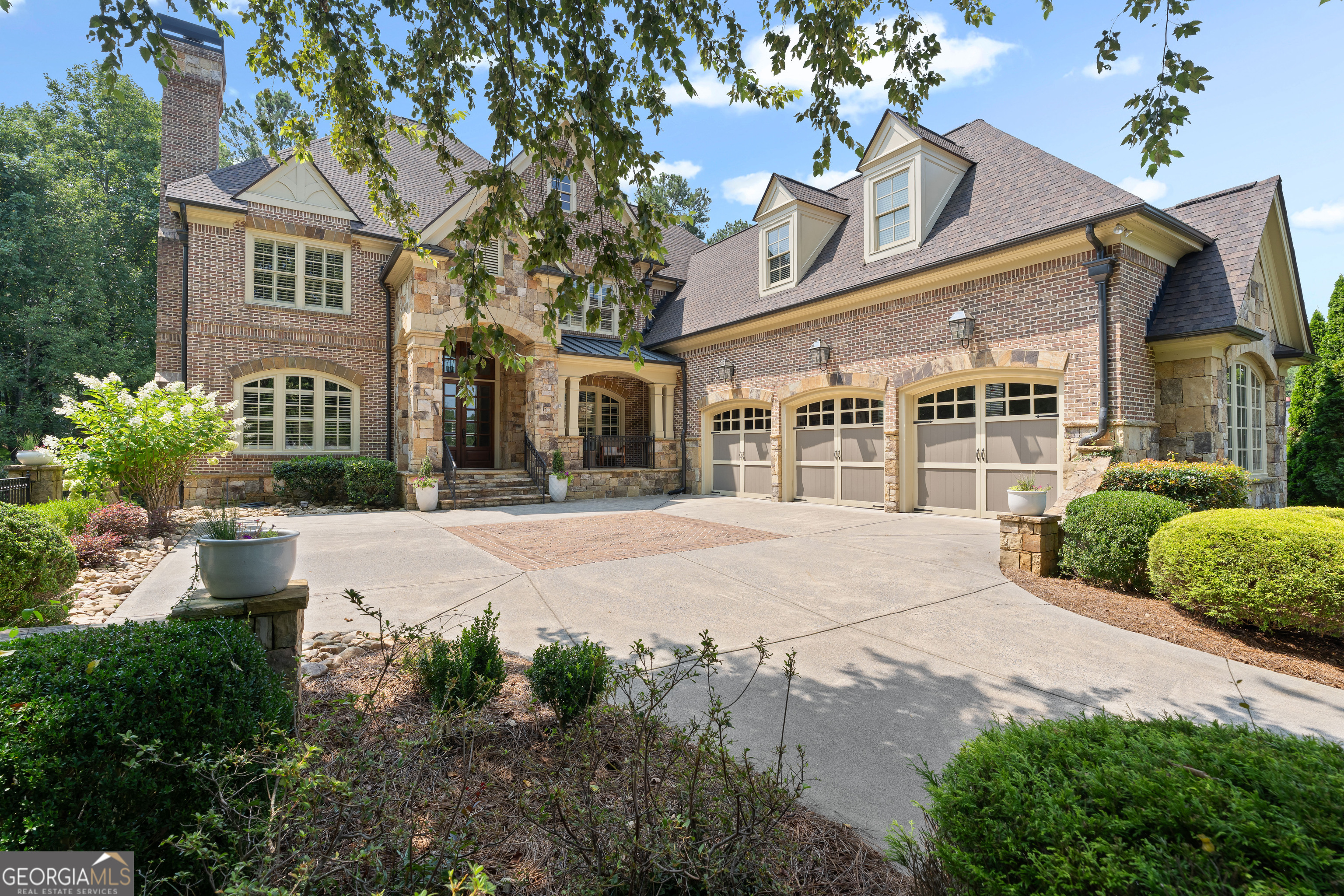 6327 Howell Cobb Court Property Photo 3