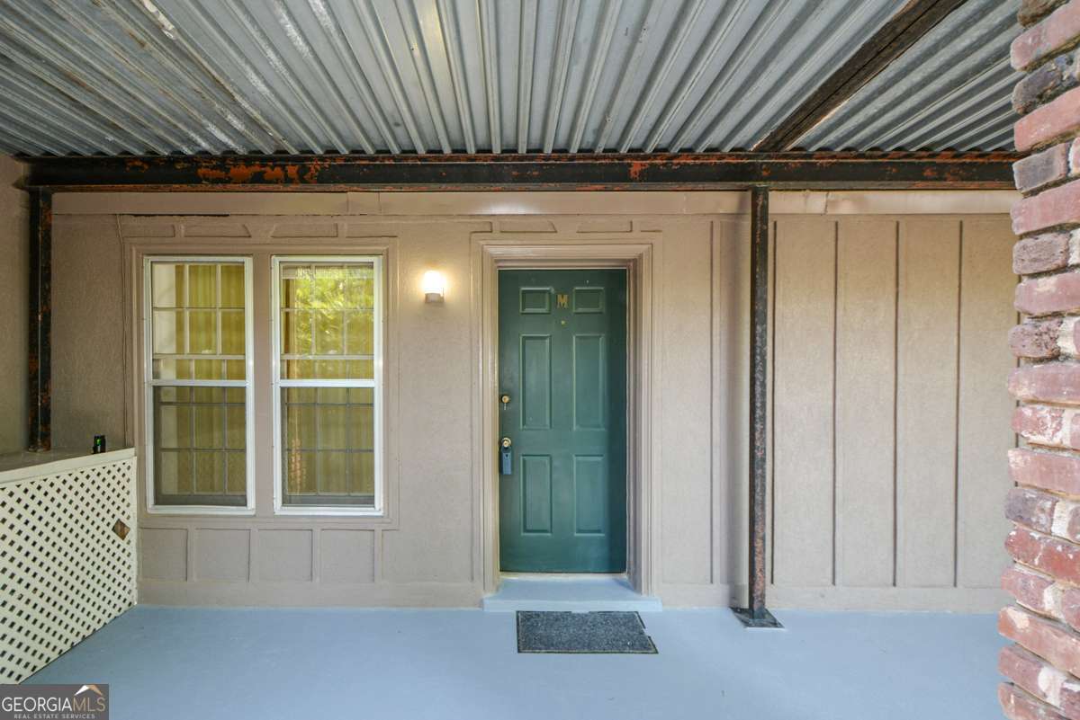 3113 Colonial Way # M Property Photo 6