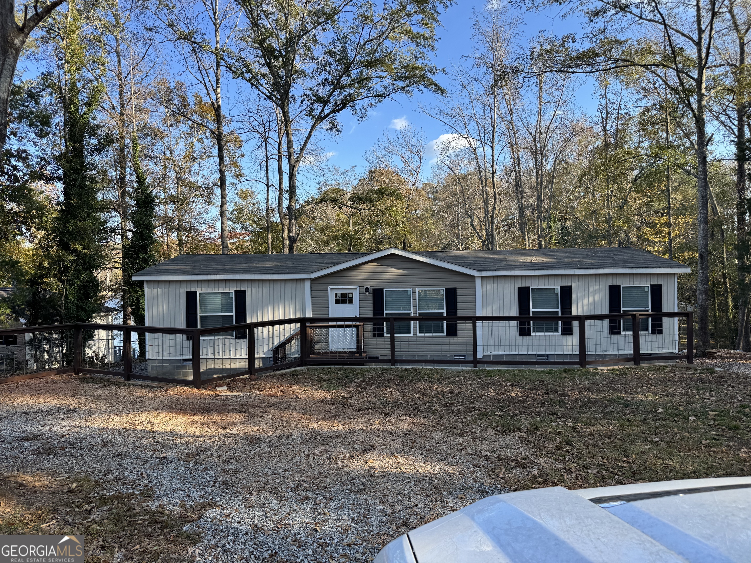 215 Poplar Circle Property Photo 1