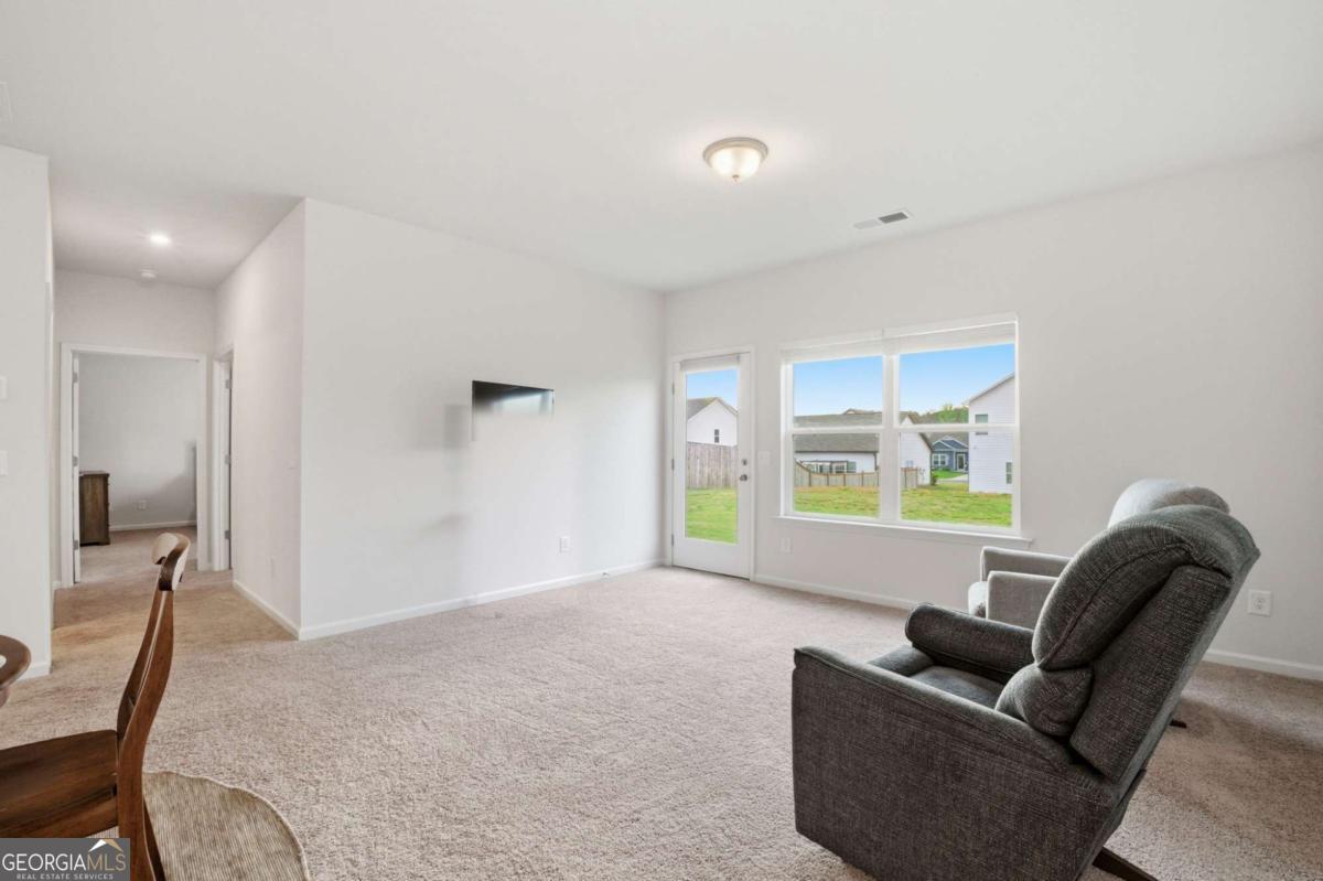 31 Brooke Court Se Property Photo 12