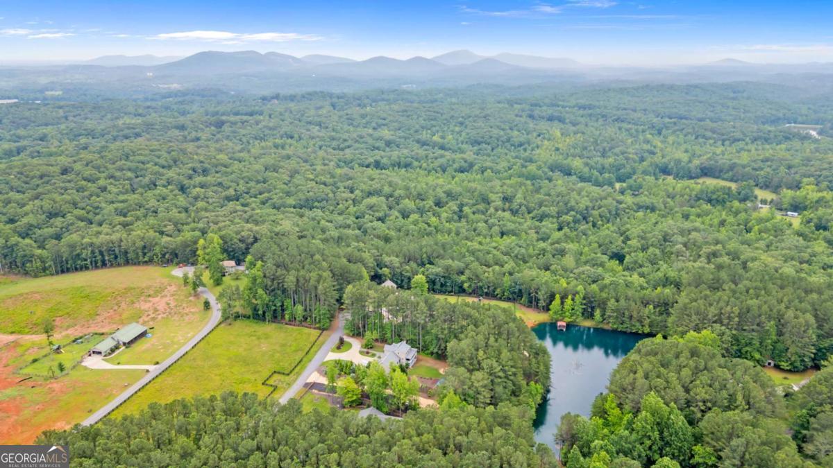 86 Back Trail Property Photo 53