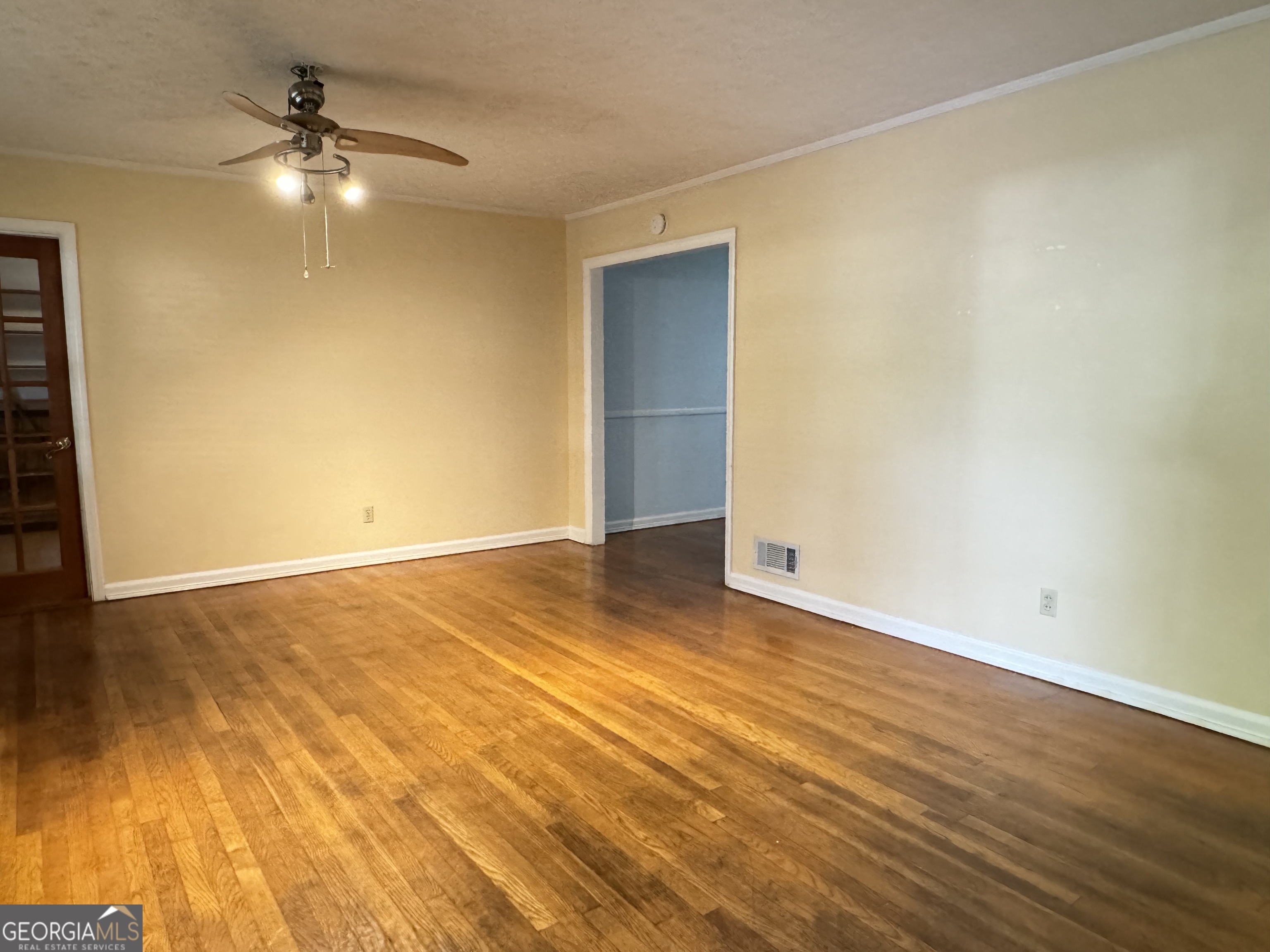 222 Pineview Drive Property Photo 3