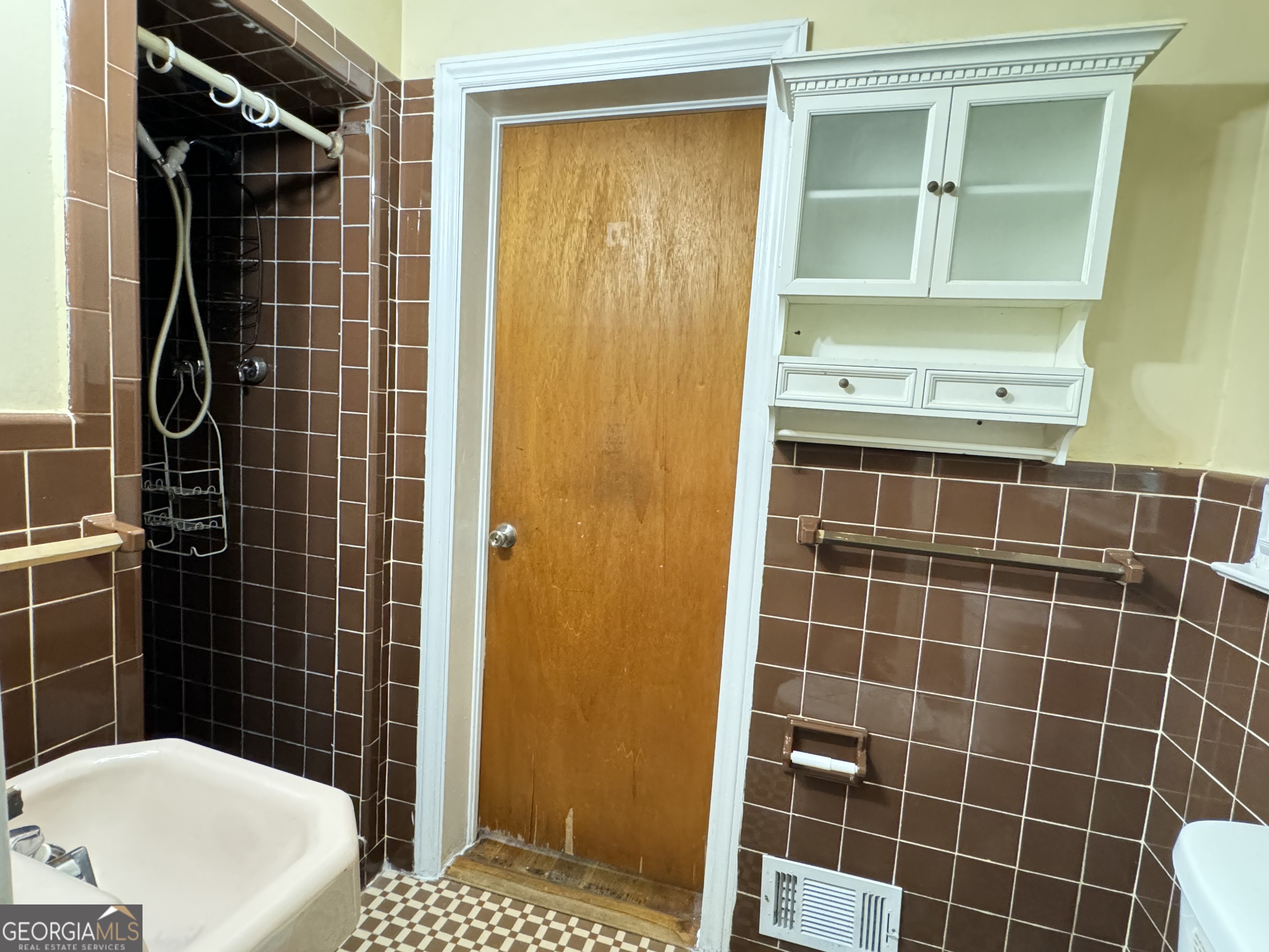 222 Pineview Drive Property Photo 14