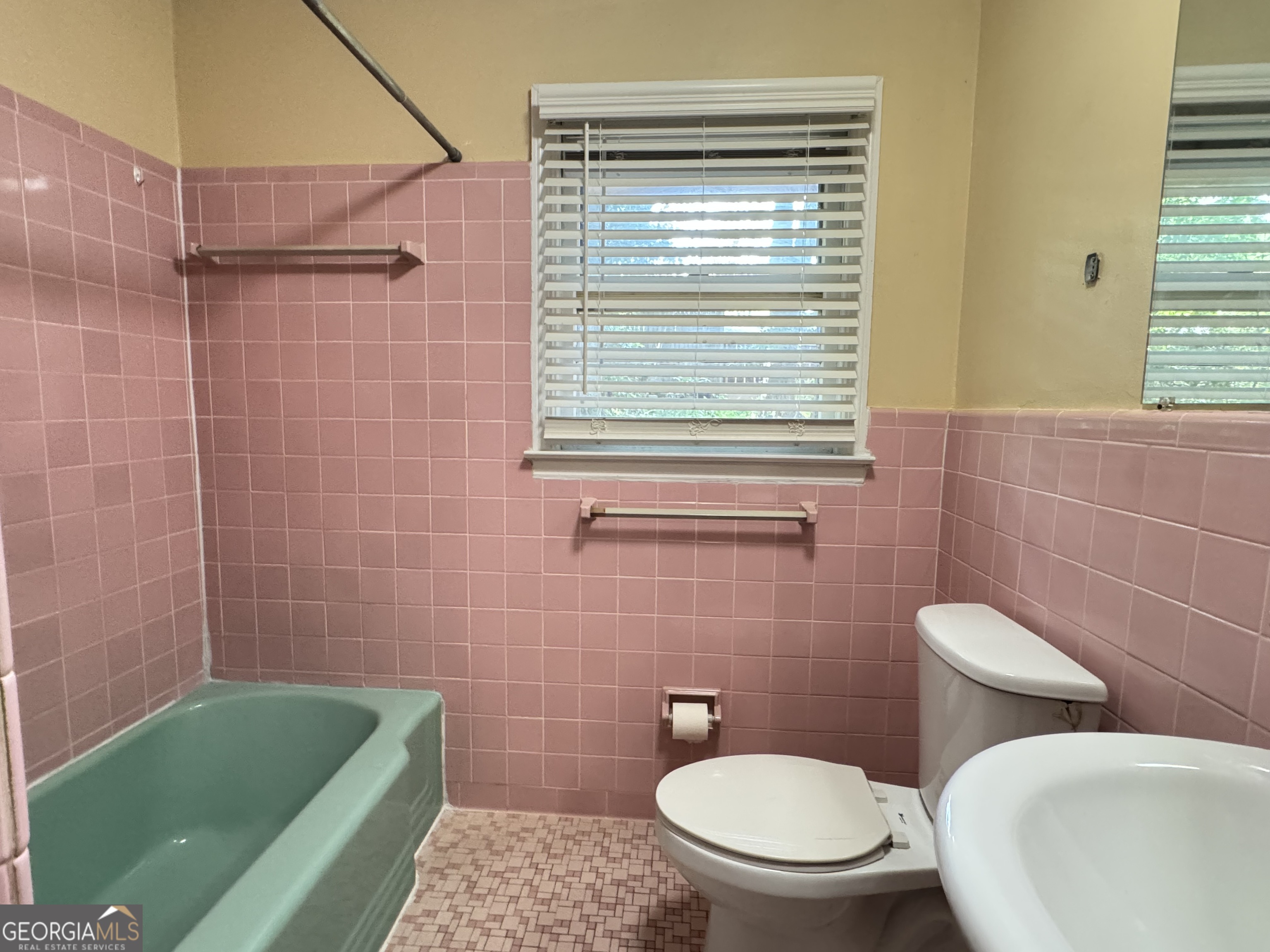 222 Pineview Drive Property Photo 15