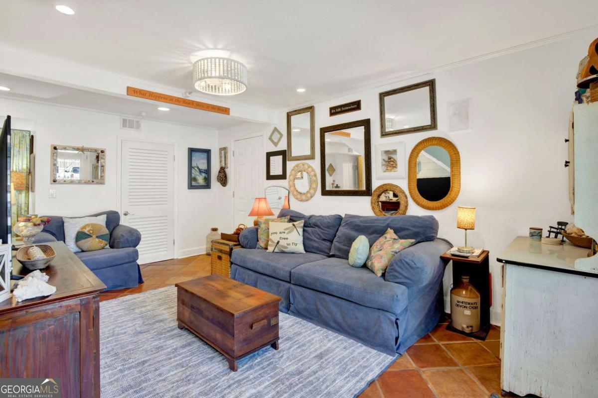 1102 Lovell Avenue Property Photo 63