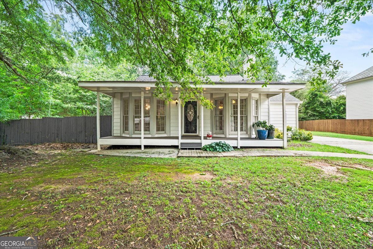 1661 Hudson Road Property Photo 1
